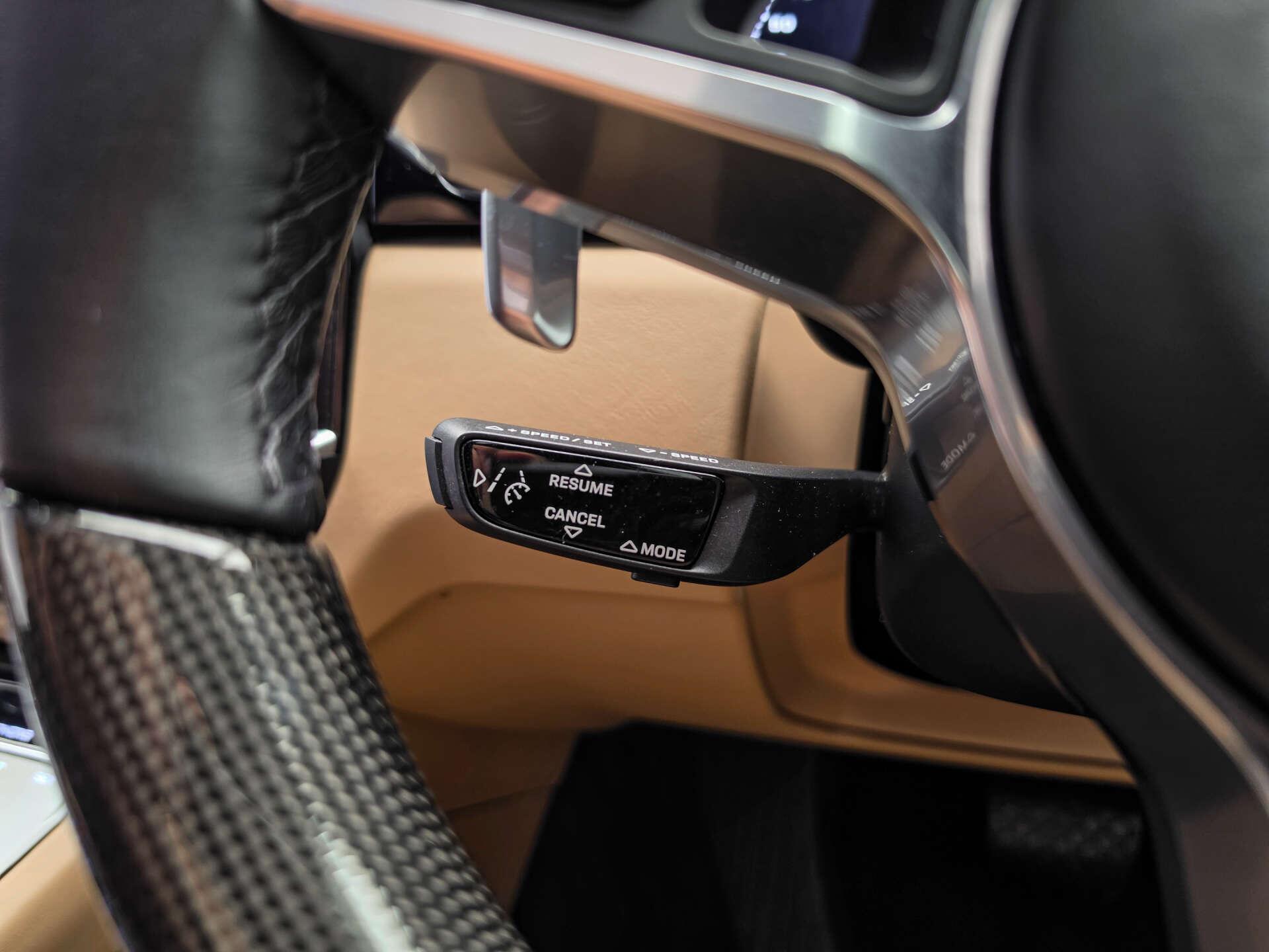 Porsche Cayenne view 23