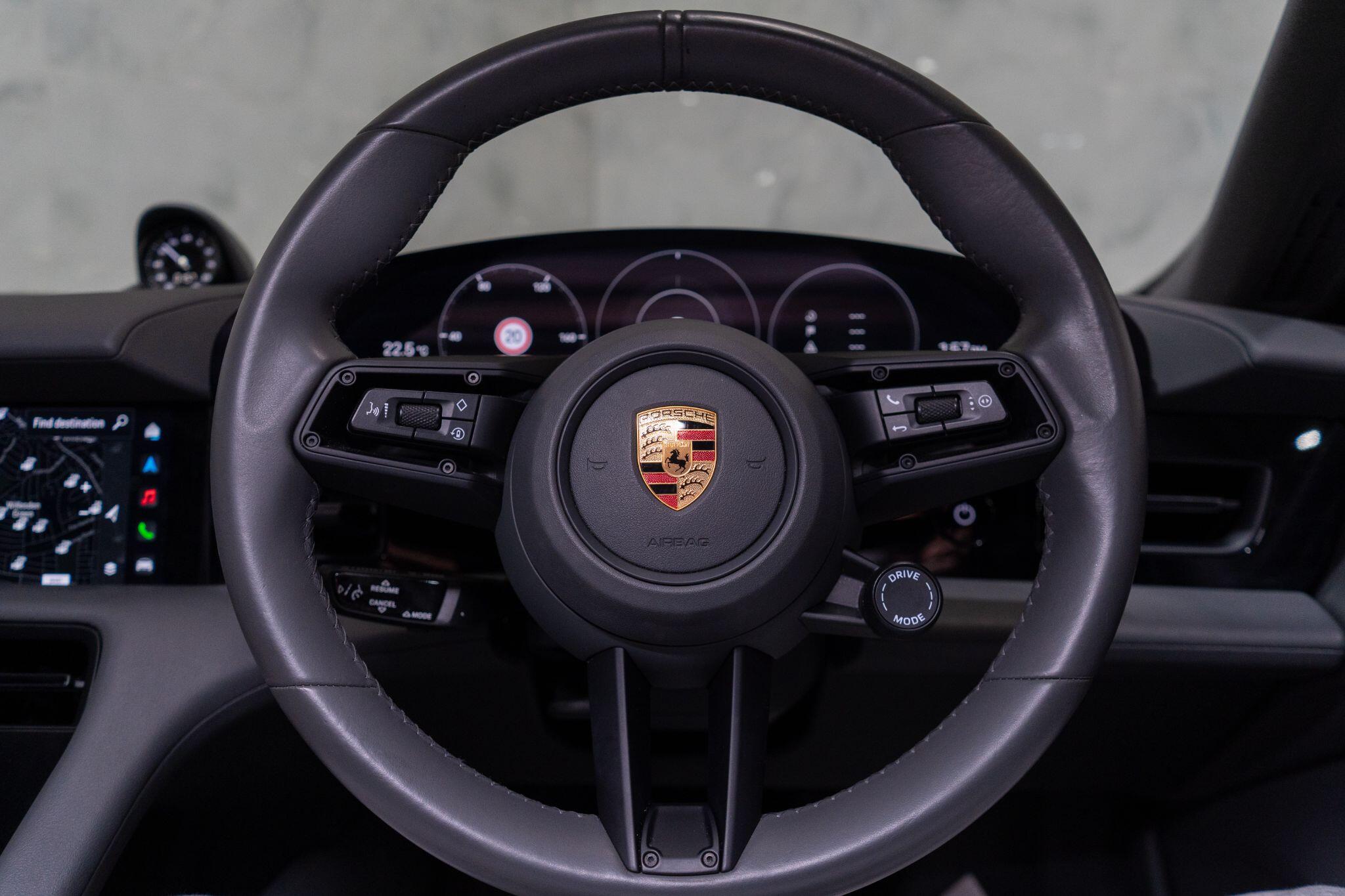 Porsche Taycan view 32