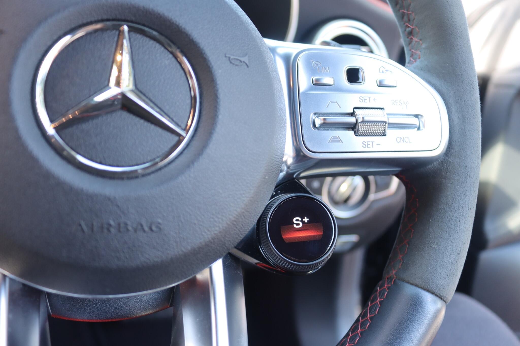 Mercedes-Benz C-Class view 84