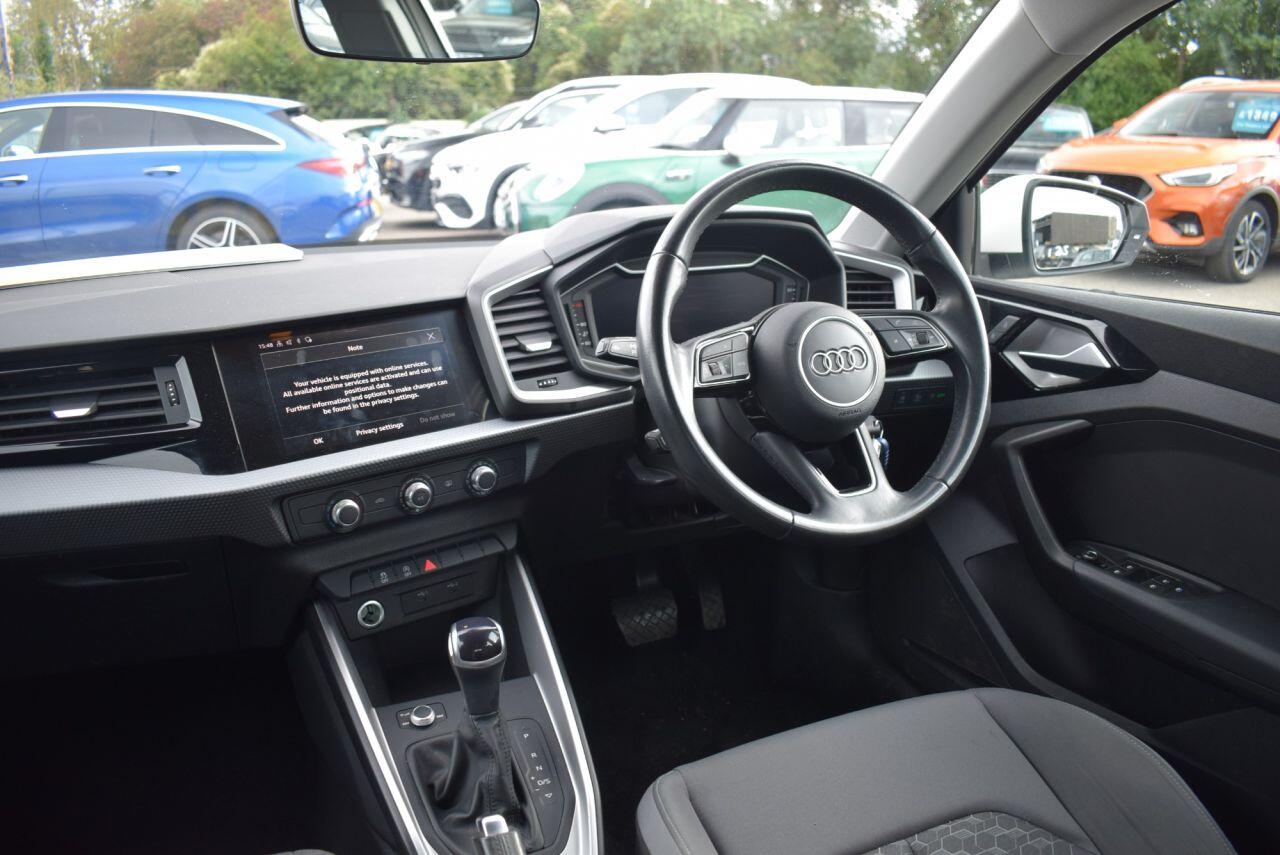 Audi A1 view 2