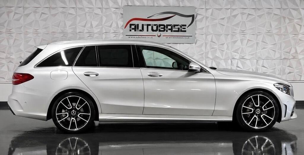 Mercedes-Benz C Class view 7
