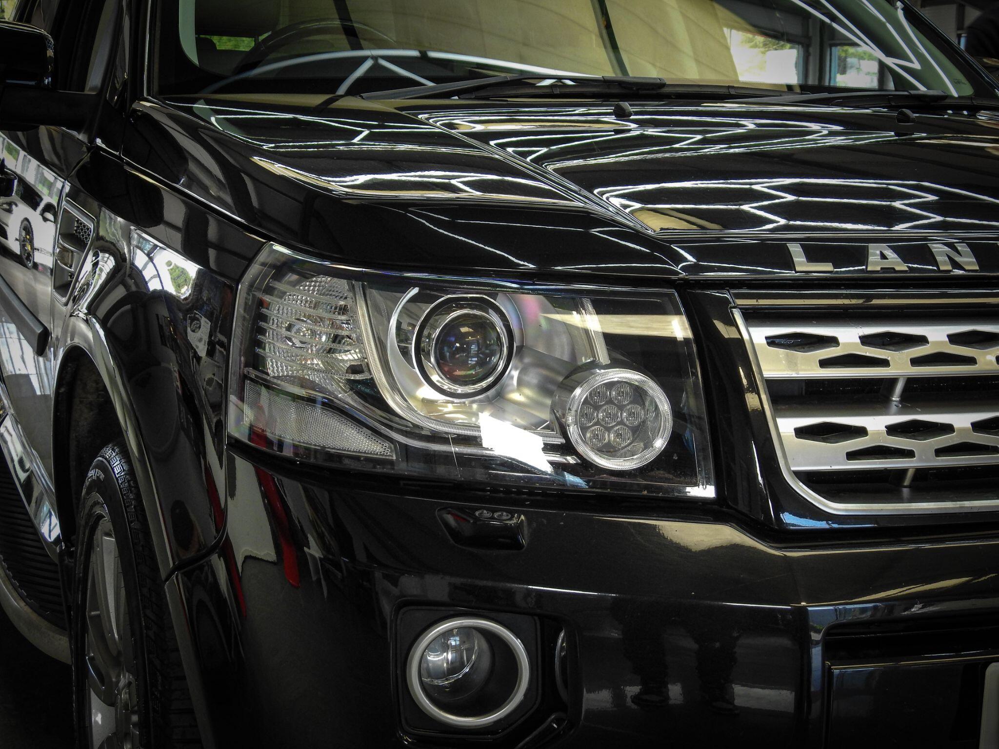 Land Rover Freelander view 9