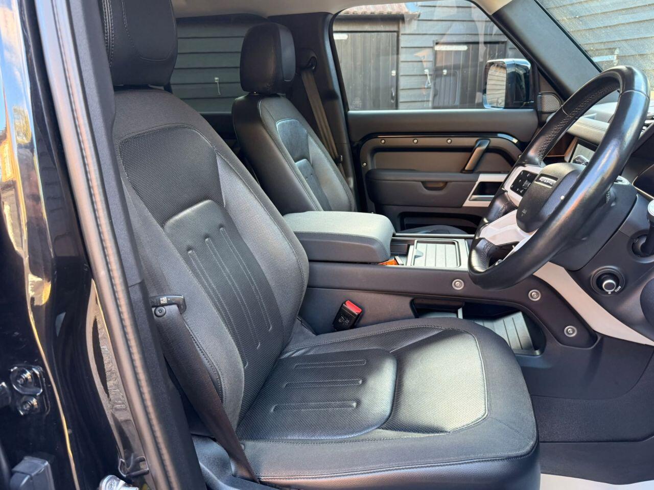Land Rover Defender view 9