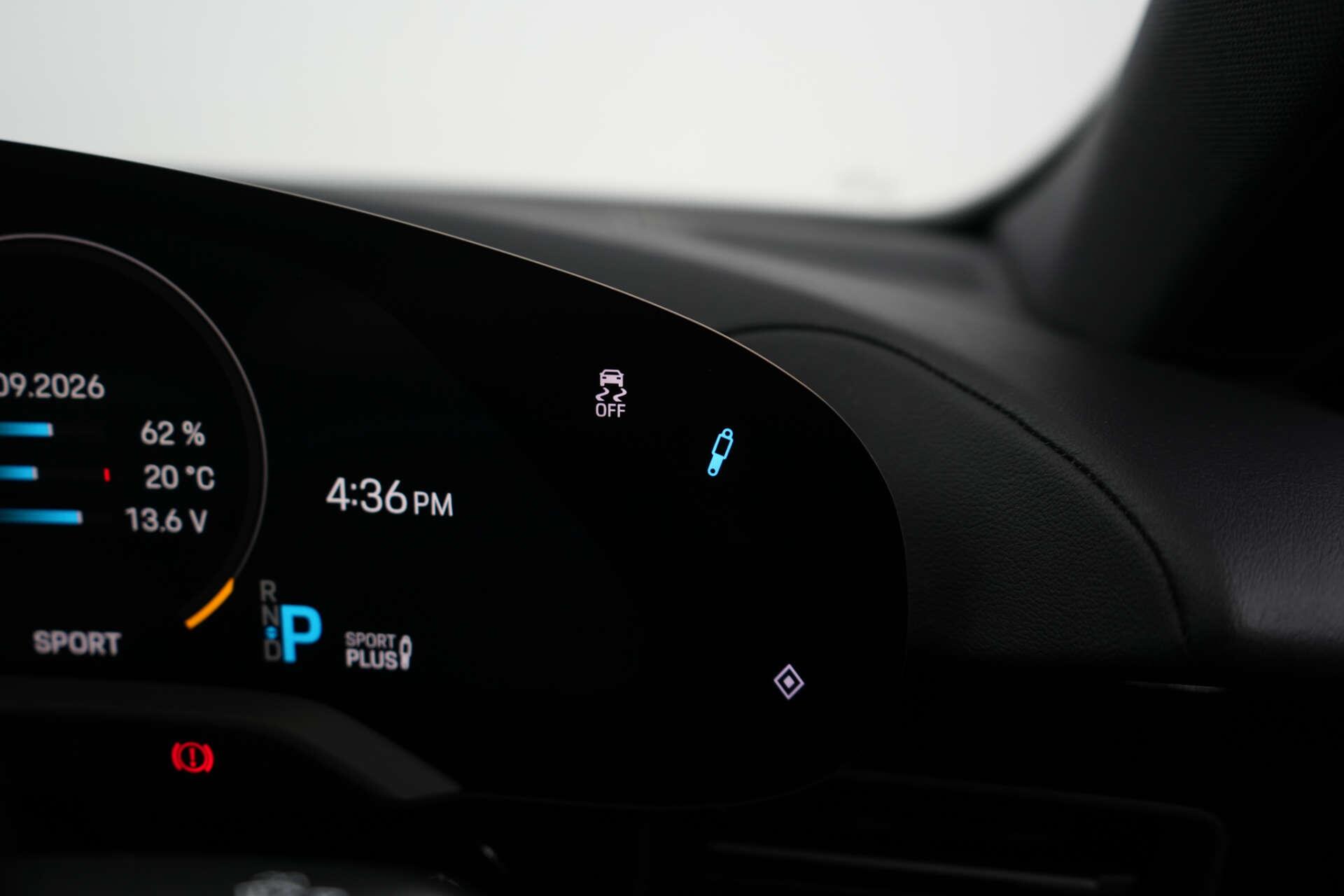 Porsche Taycan view 41