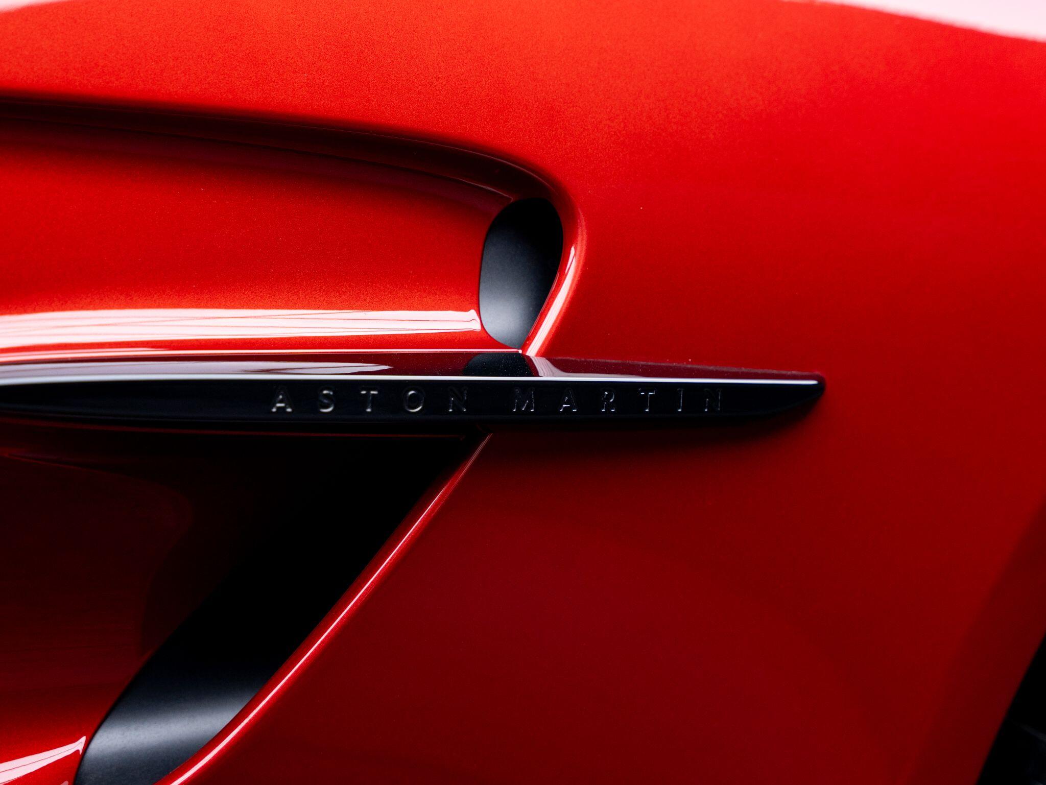 Aston Martin Vantage view 29