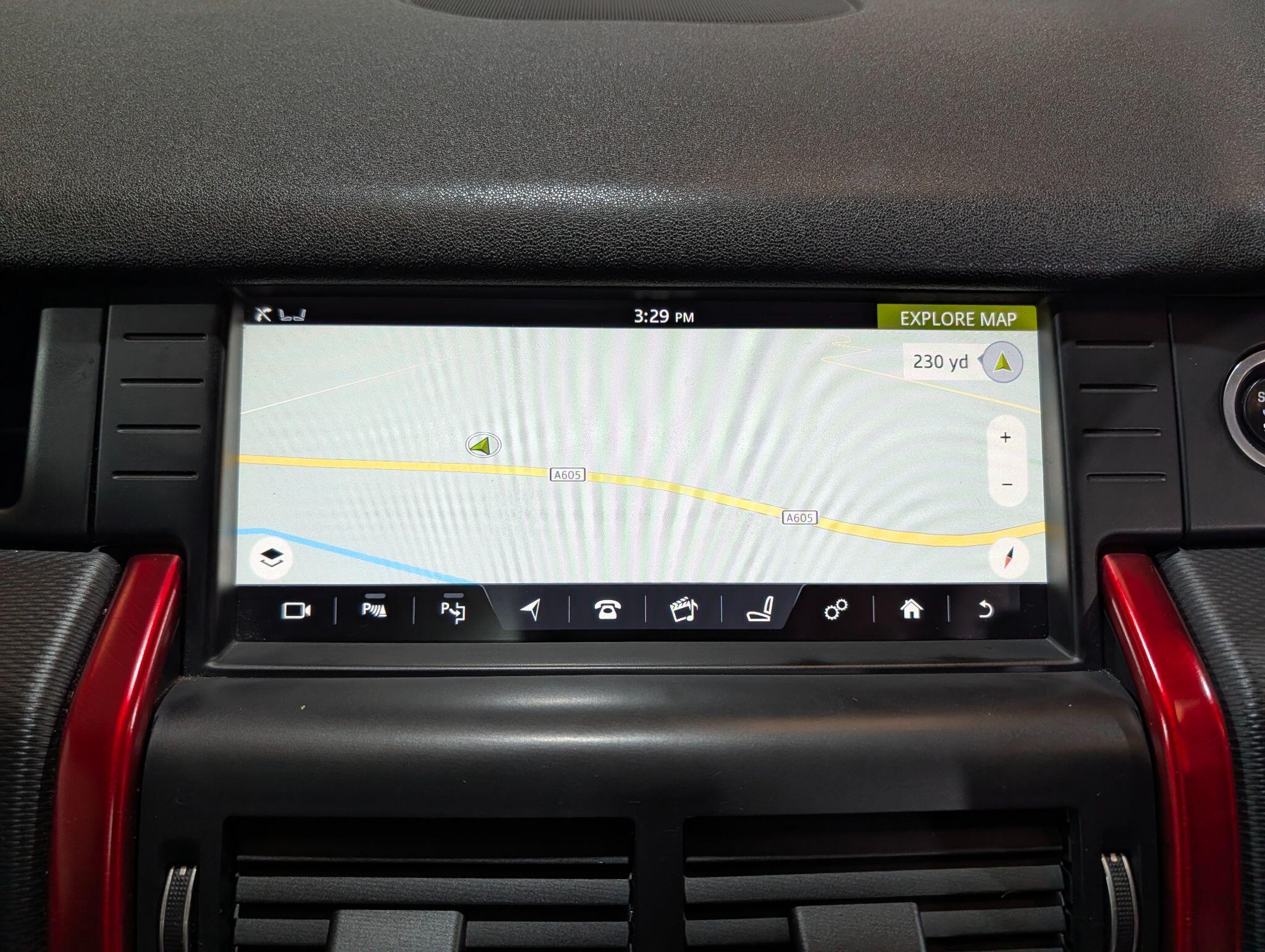 Land Rover Discovery Sport view 55