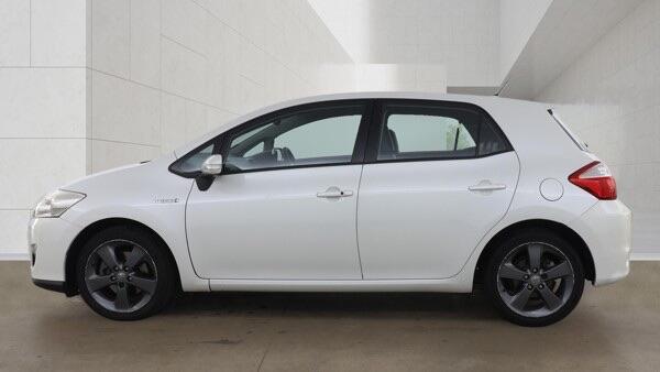 Toyota Auris view 8