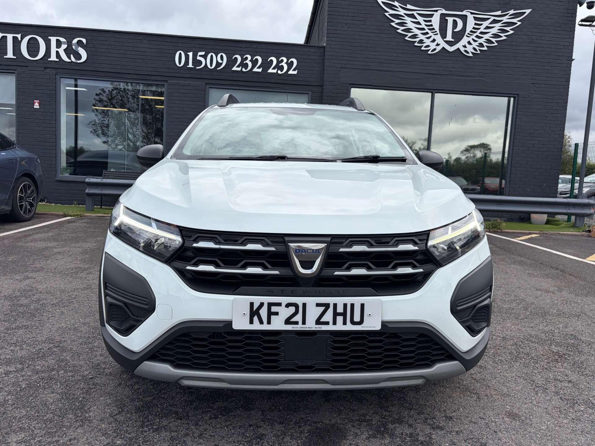 Dacia Sandero Stepway view 3