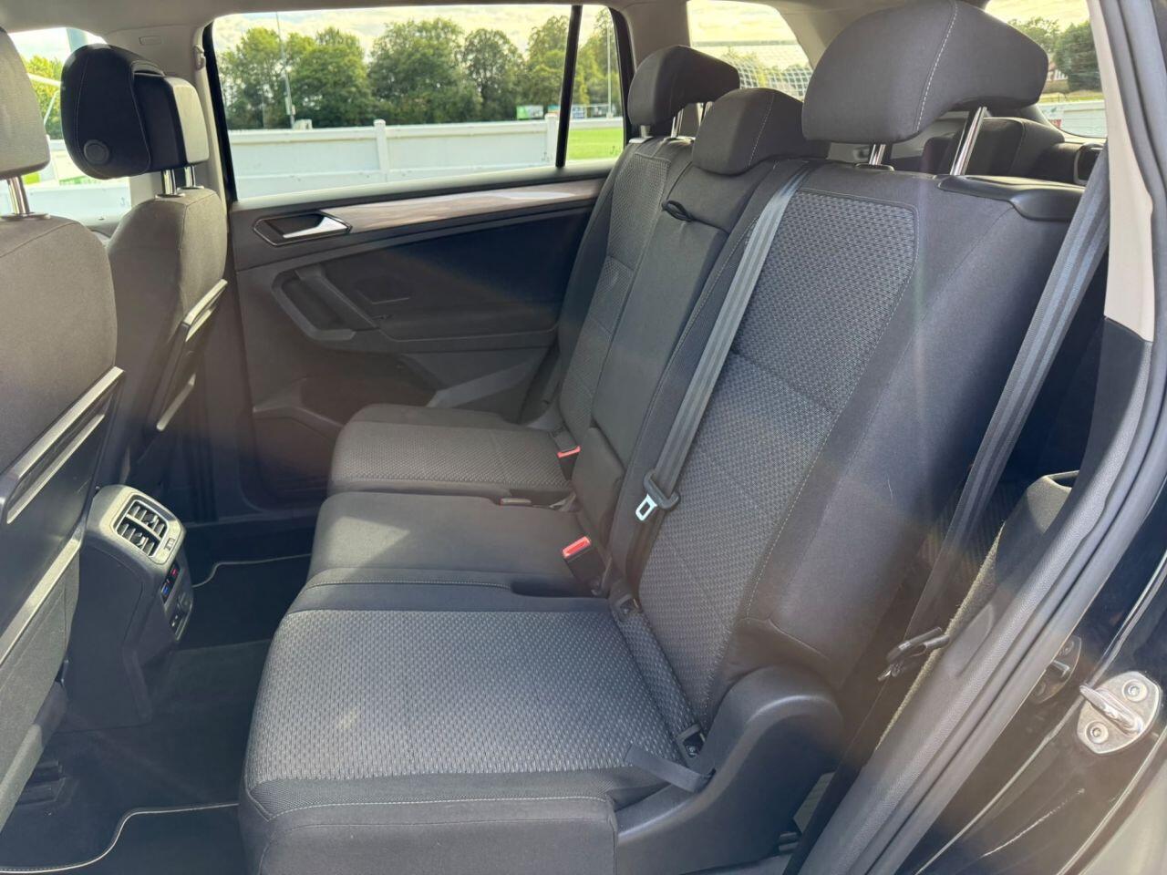 Volkswagen Tiguan Allspace view 54
