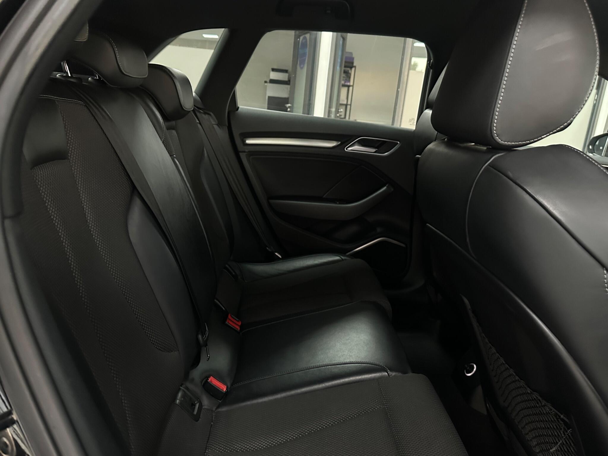 Audi A3 view 34