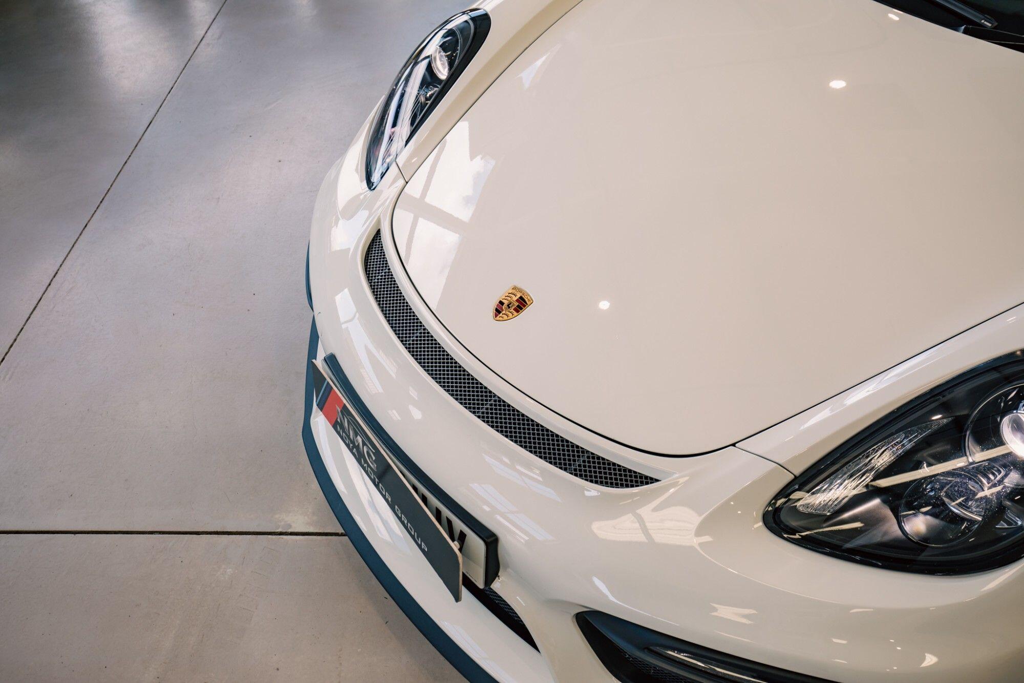 Porsche Cayman view 6