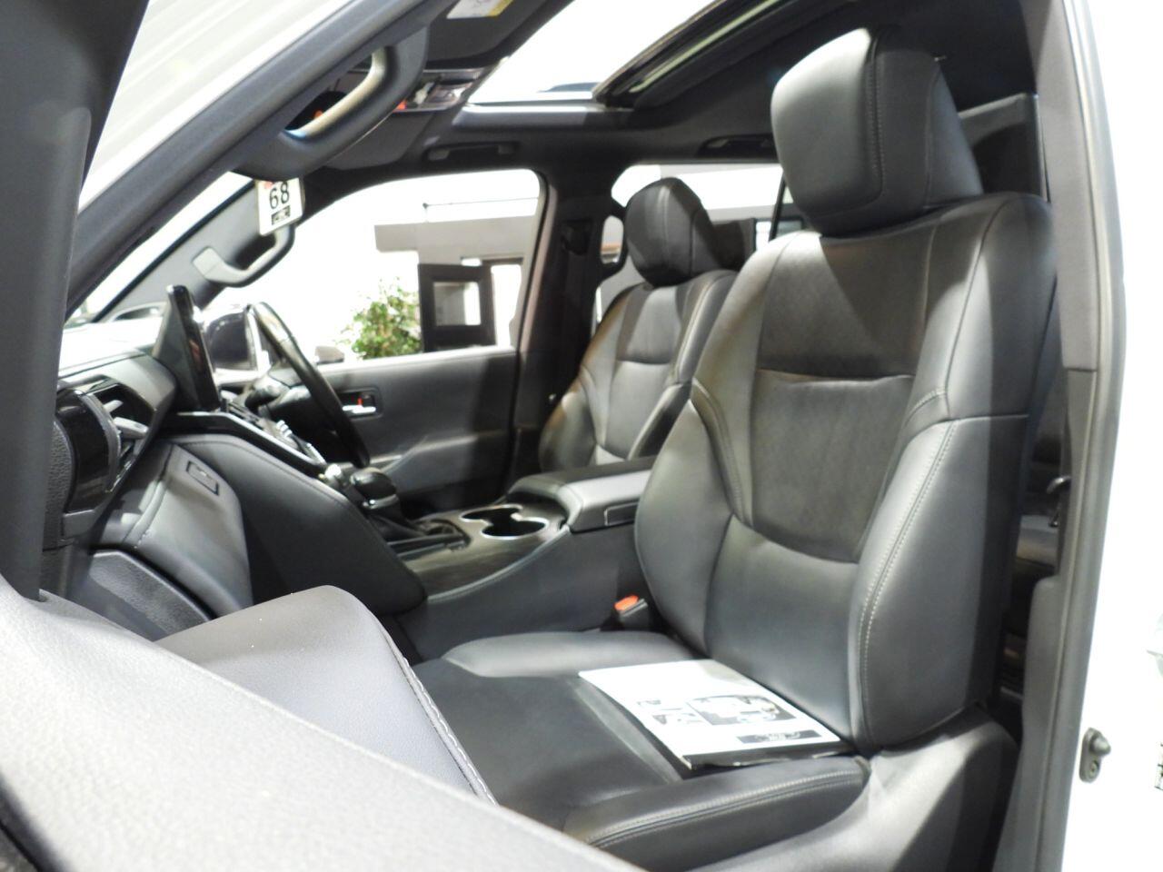 Toyota Land Cruiser view 35