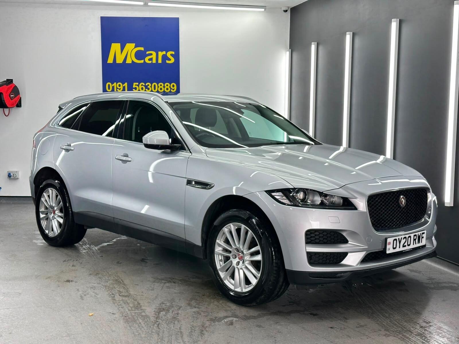 Jaguar F-Pace view 3