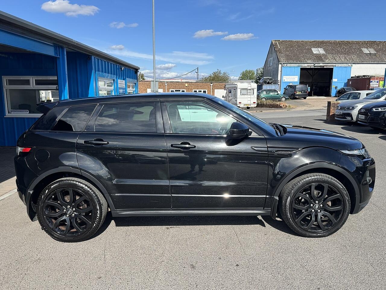 Land Rover Range Rover Evoque view 8