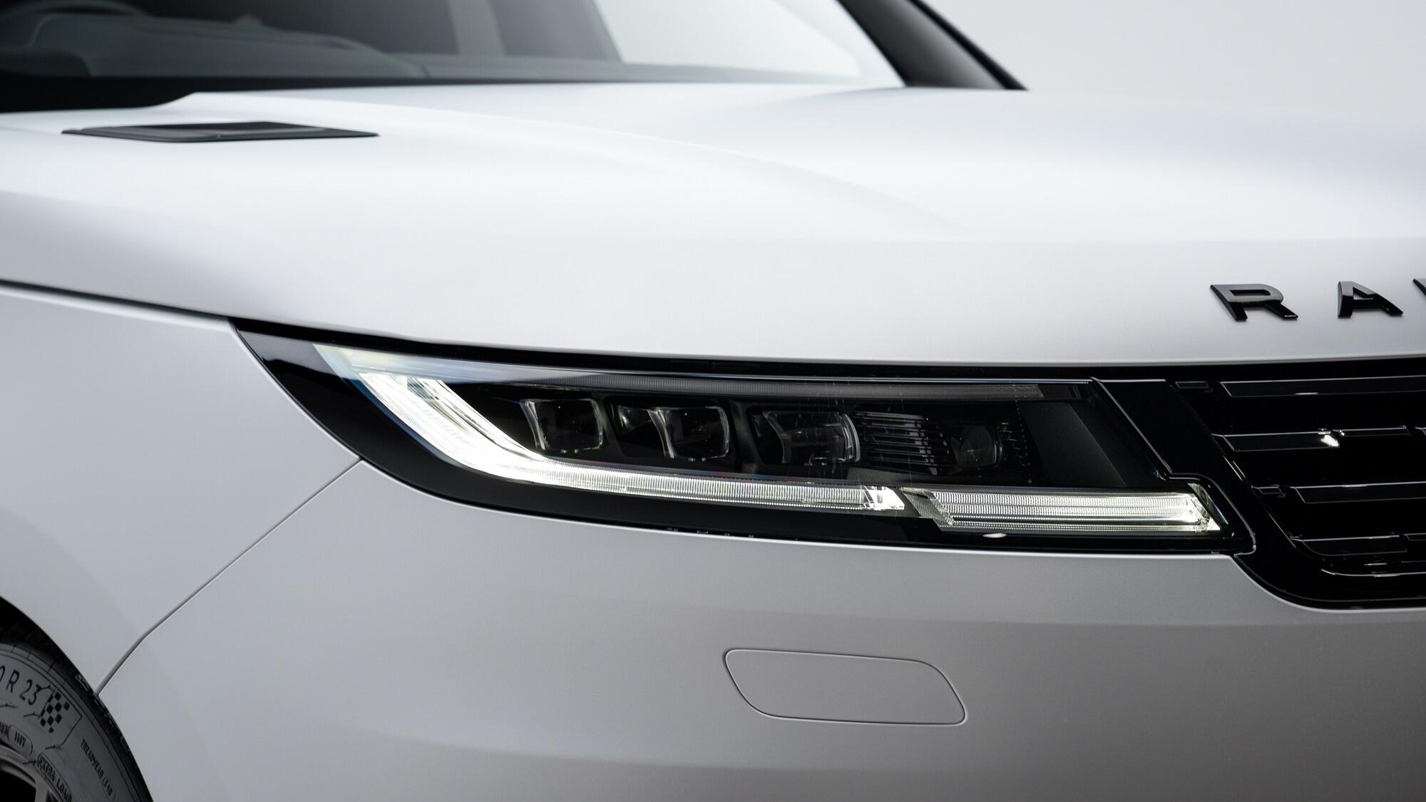 Land Rover Range Rover Sport view 16