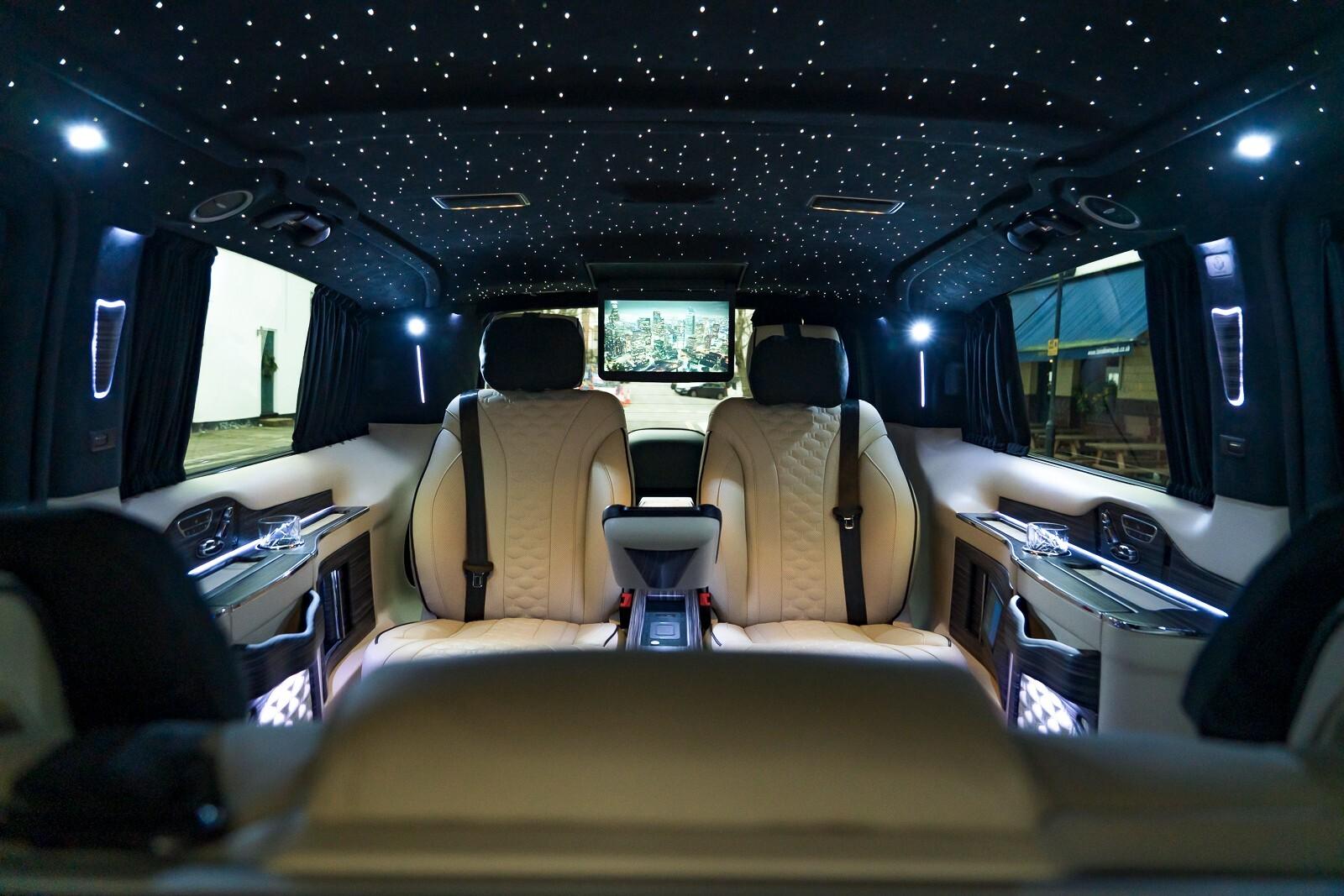 Mercedes-Benz V-Class view 4