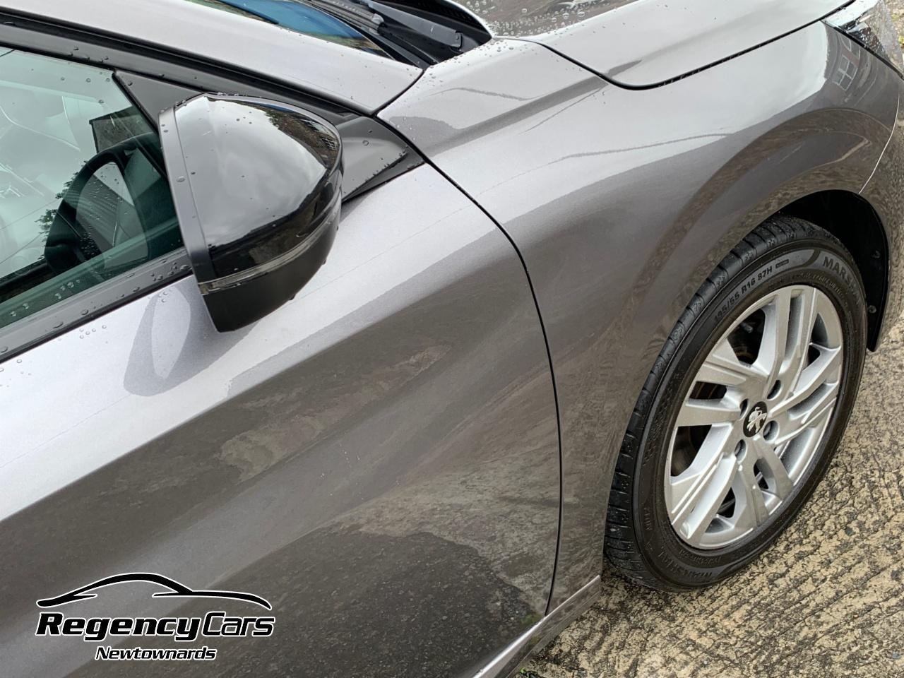 Peugeot 208 view 39