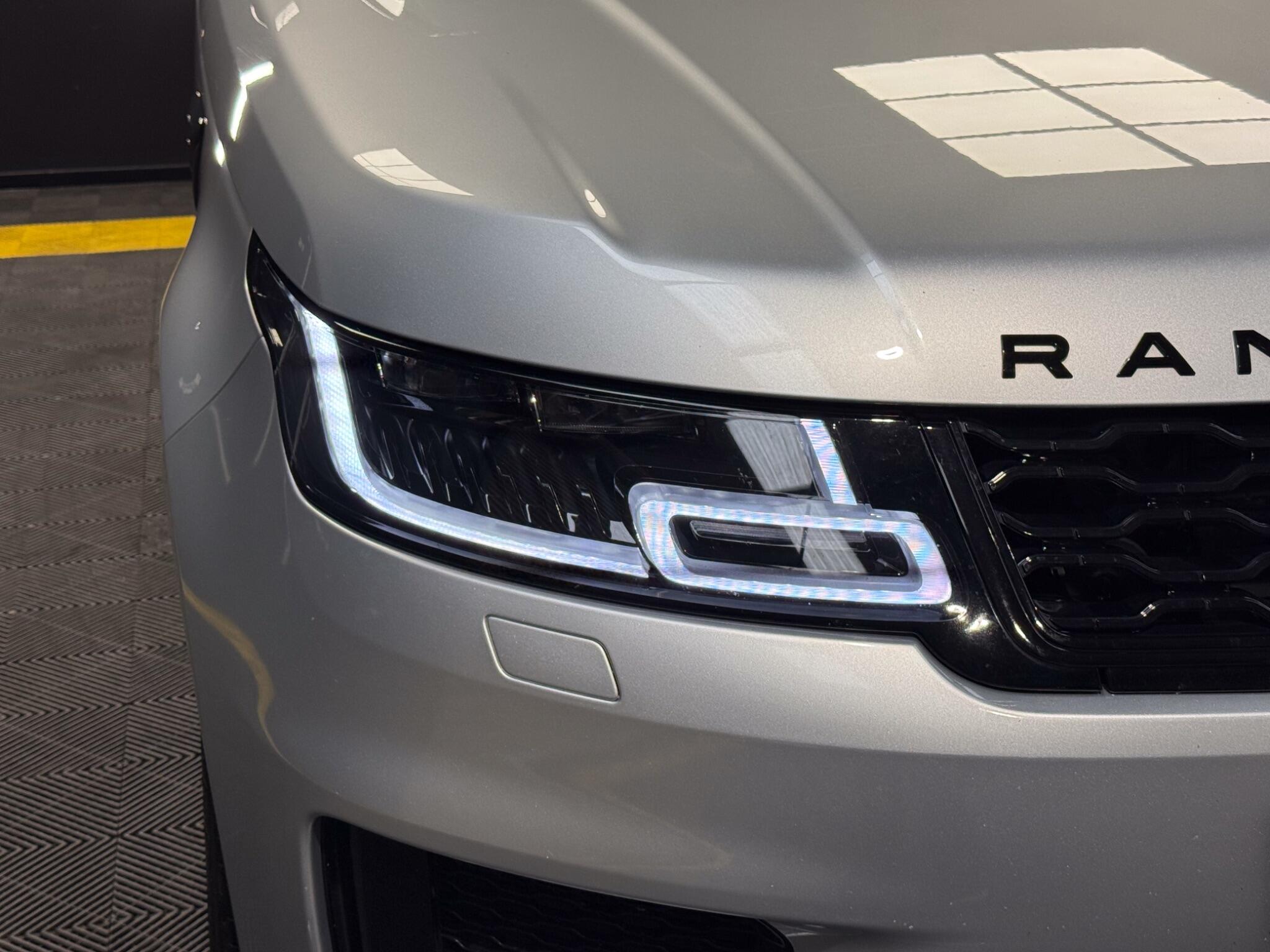 Land Rover Range Rover Sport view 9