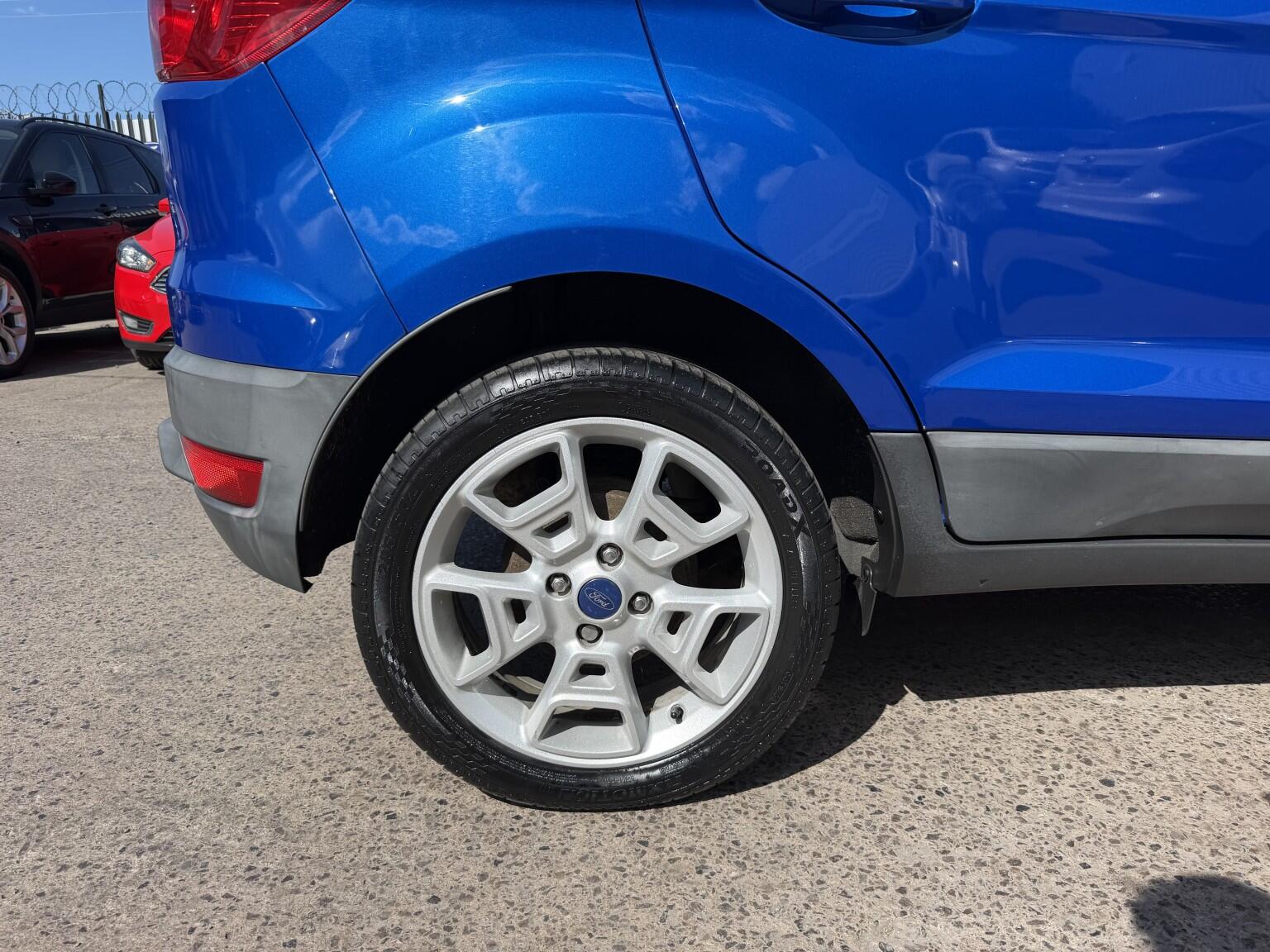 Ford Ecosport view 44