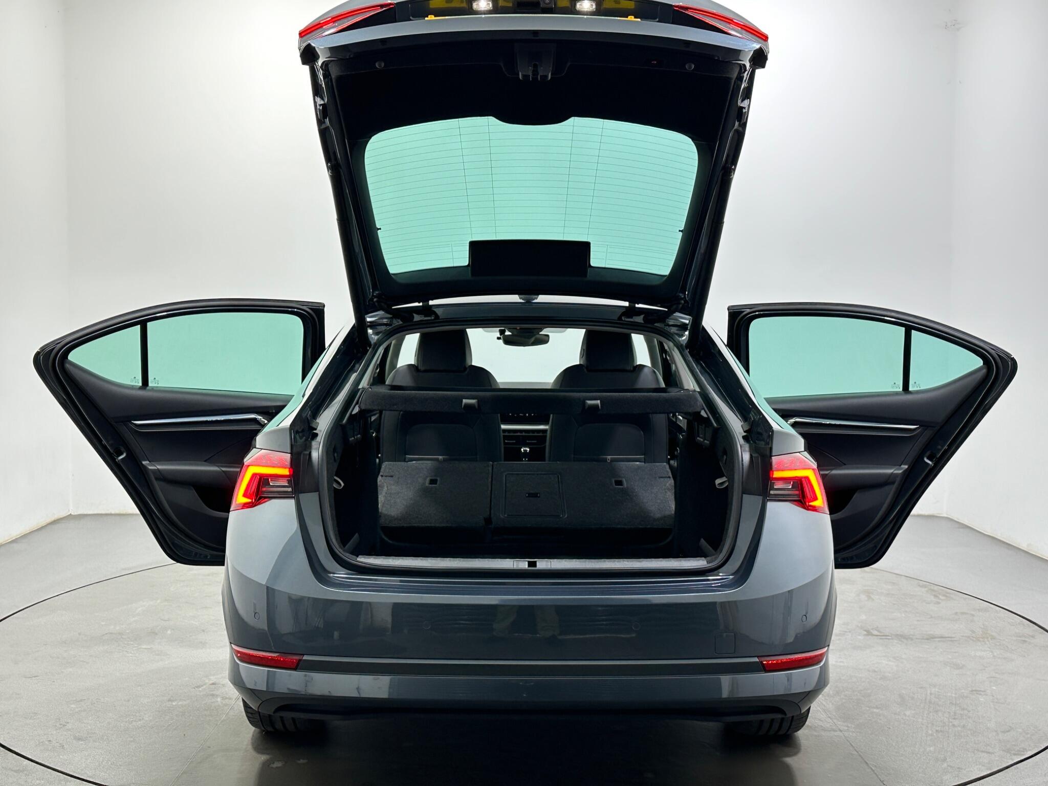 Skoda Octavia view 44