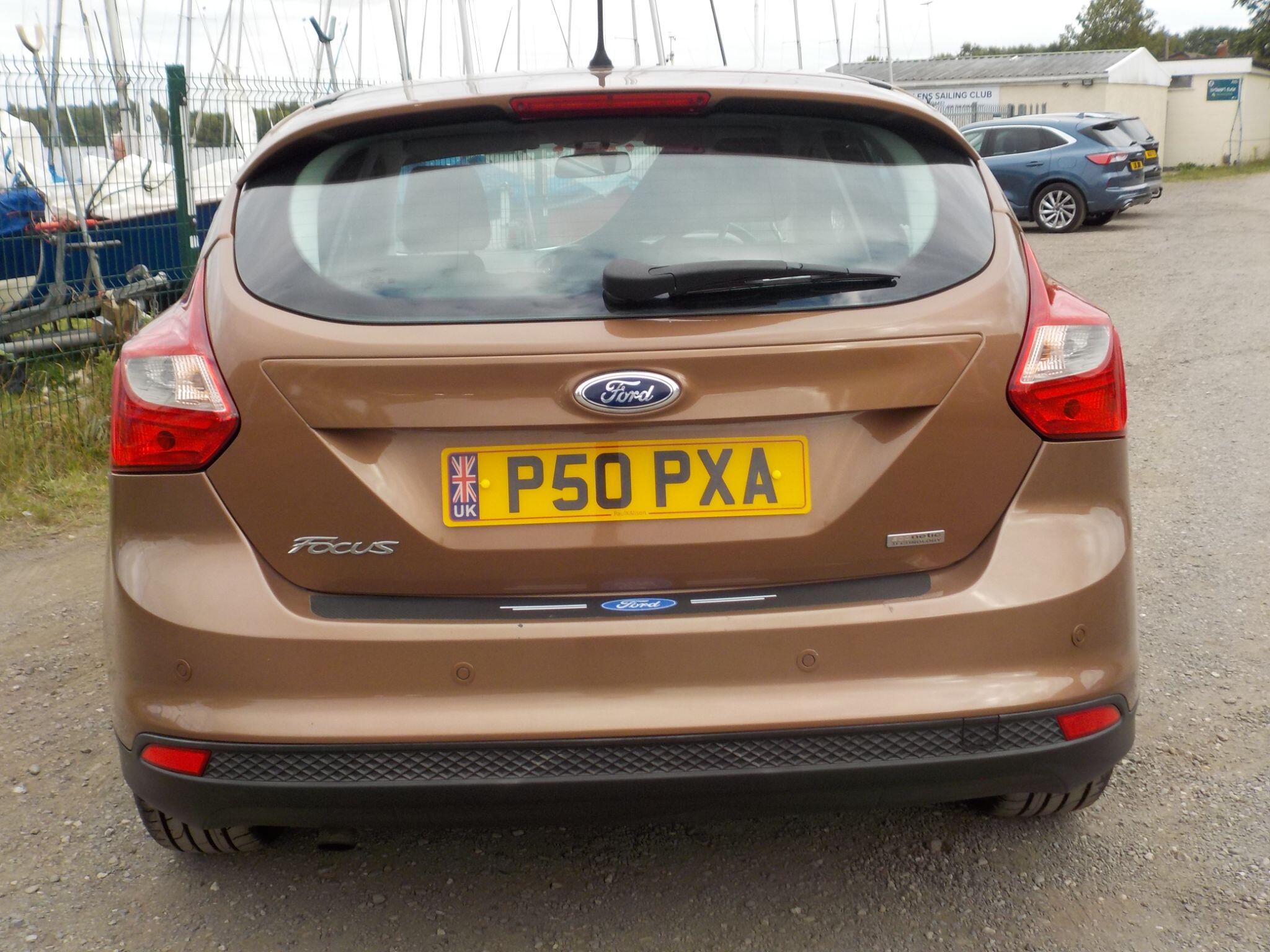 Ford Focus 1.6 TDCi Zetec Euro 5 (s/s) 5dr