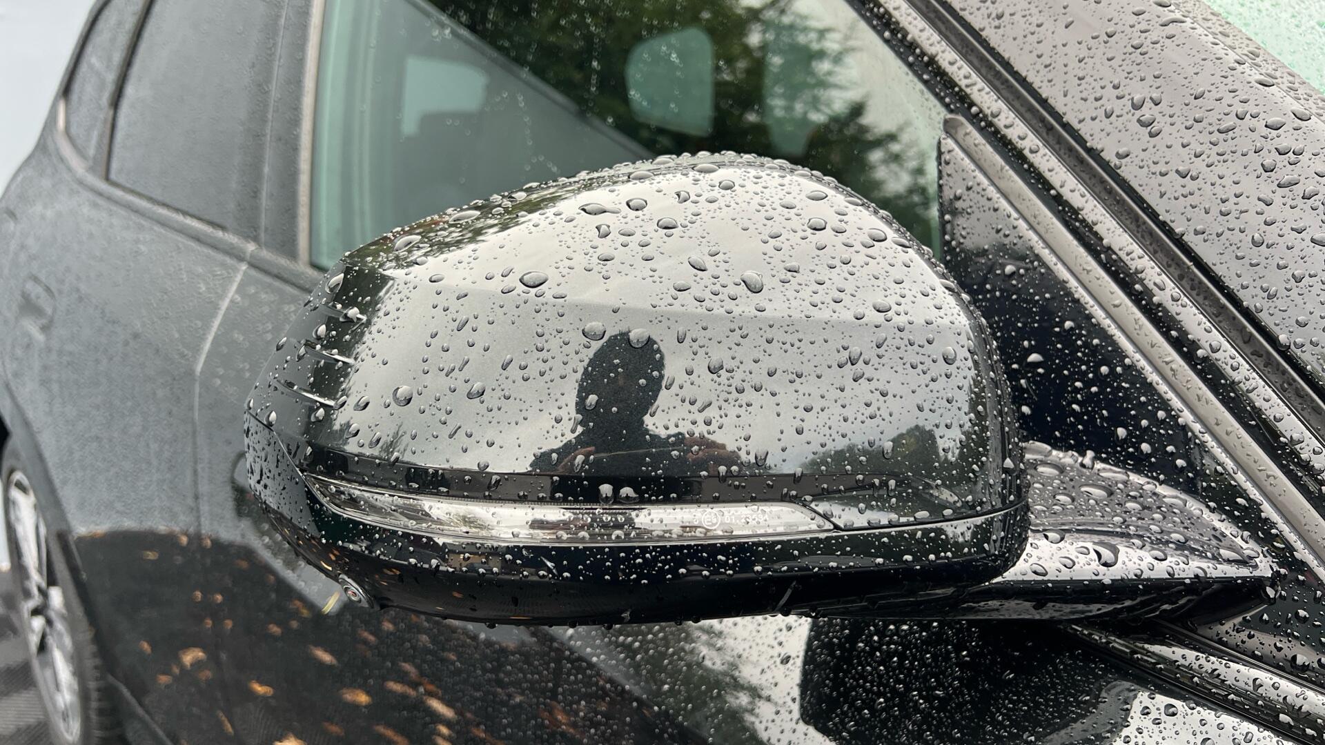 BMW iX1 view 26
