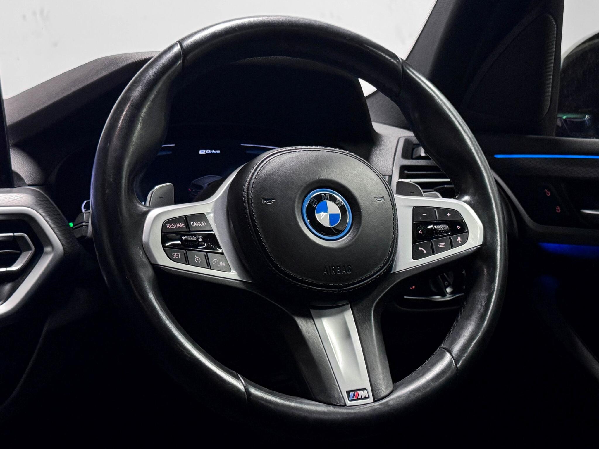 BMW X3 view 11