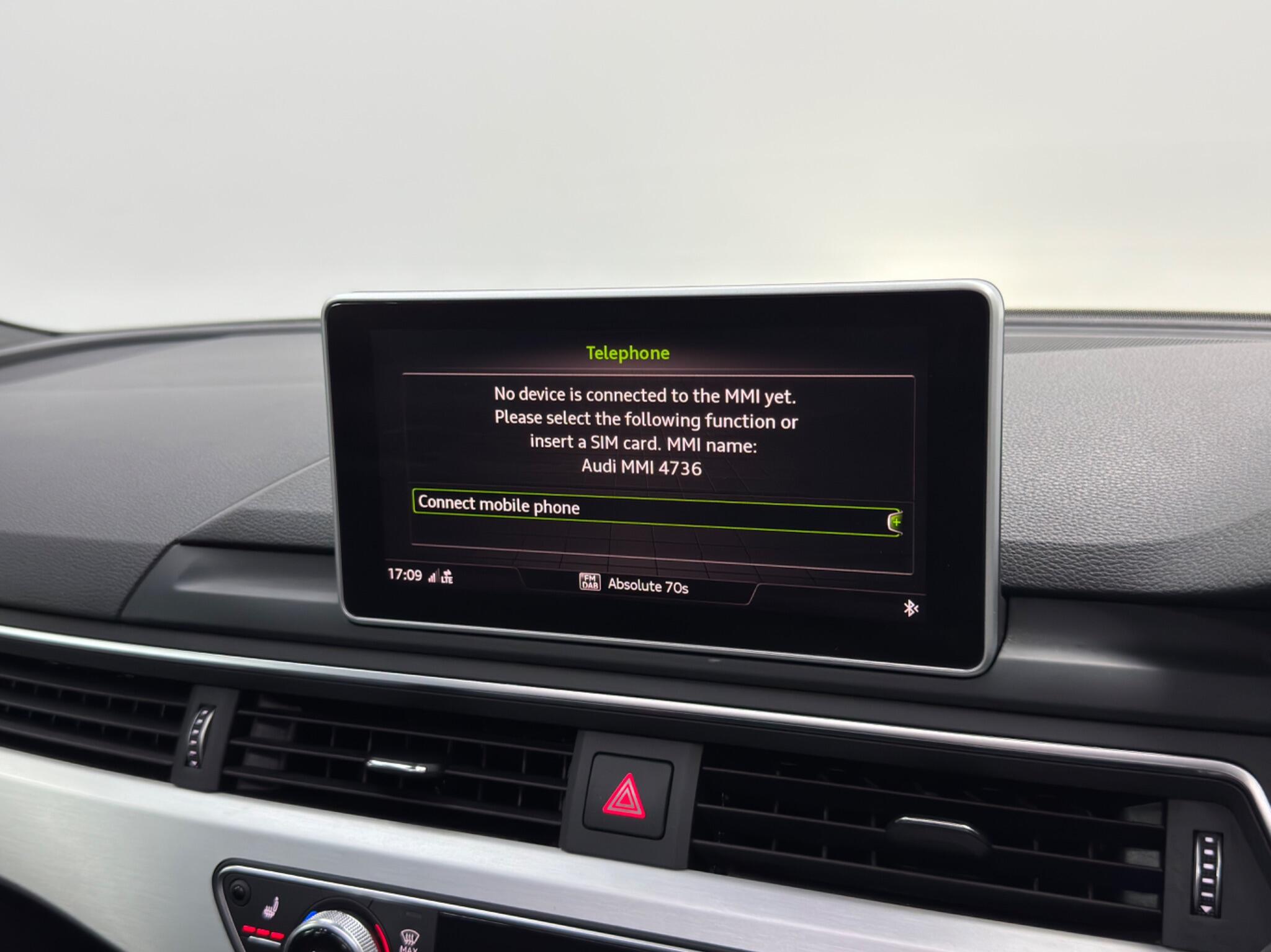 Audi A4 view 34
