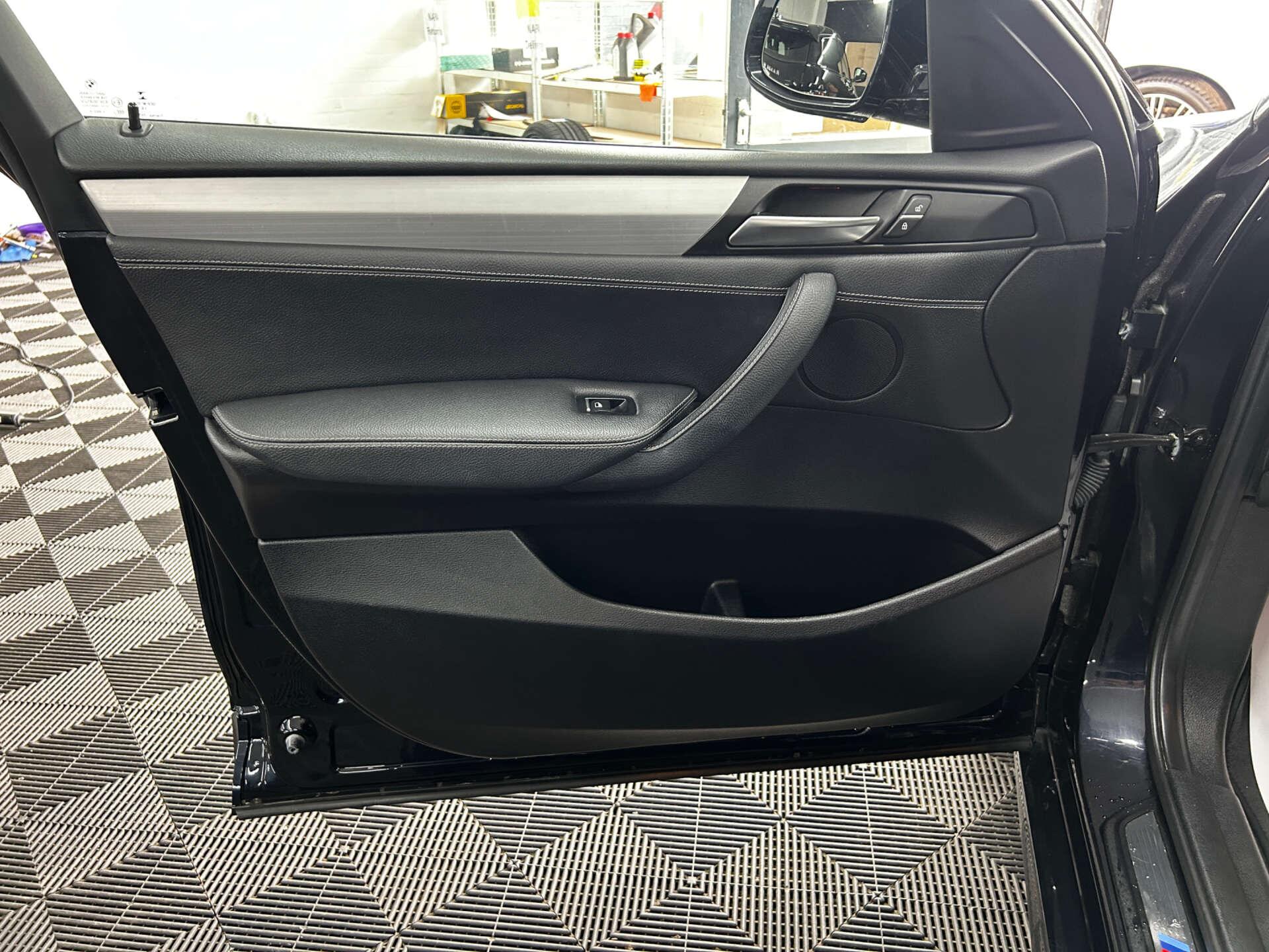 BMW X4 view 58