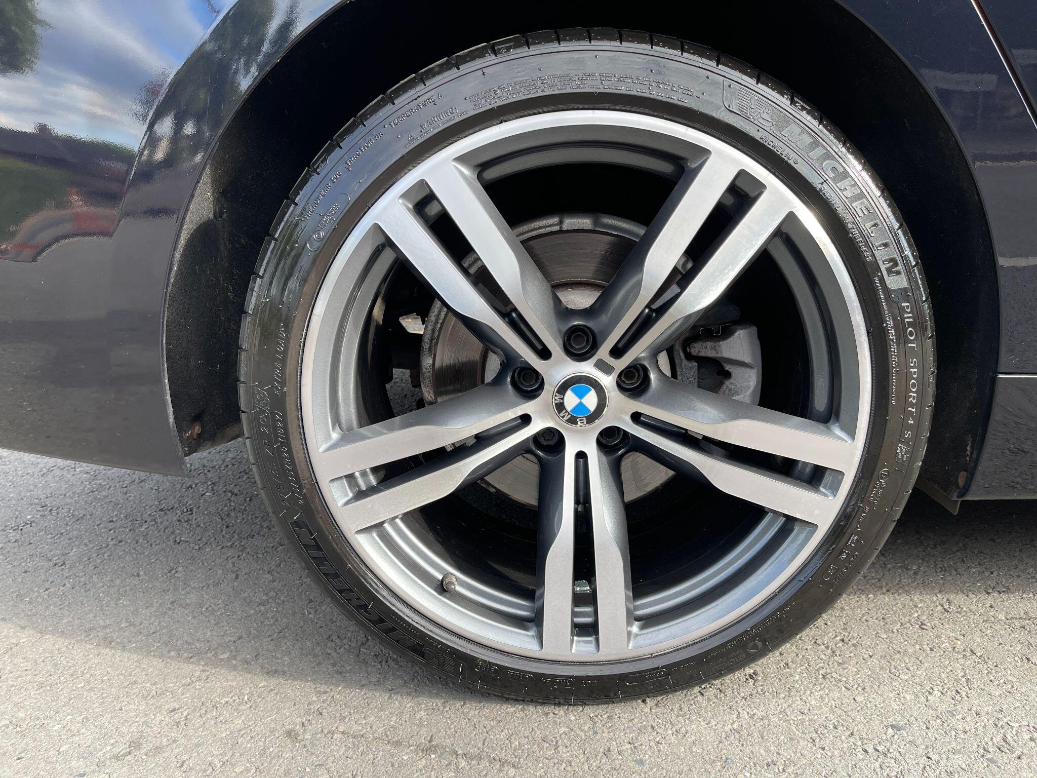 BMW 6 Series view 58
