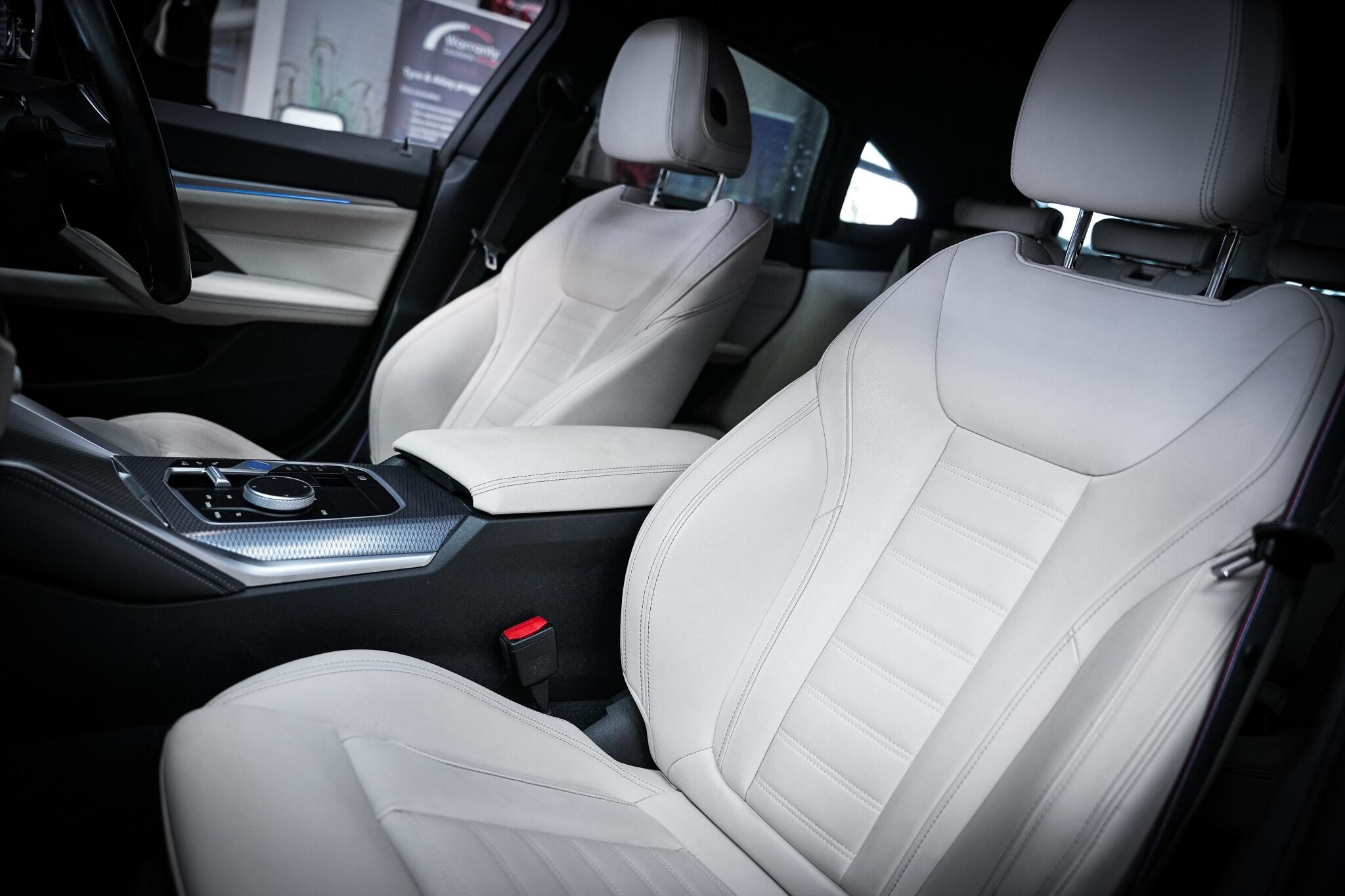 BMW I4 view 24