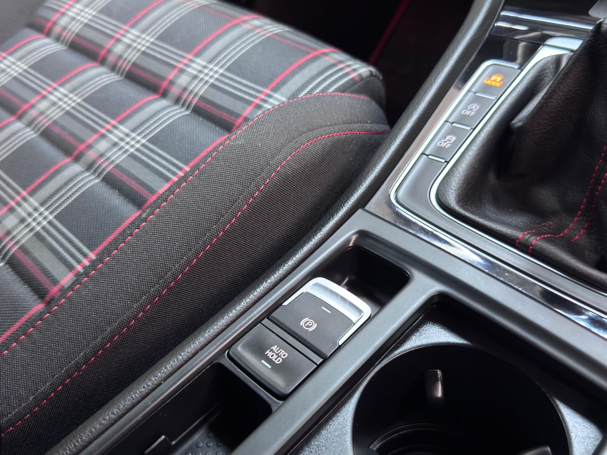 Volkswagen Golf view 36