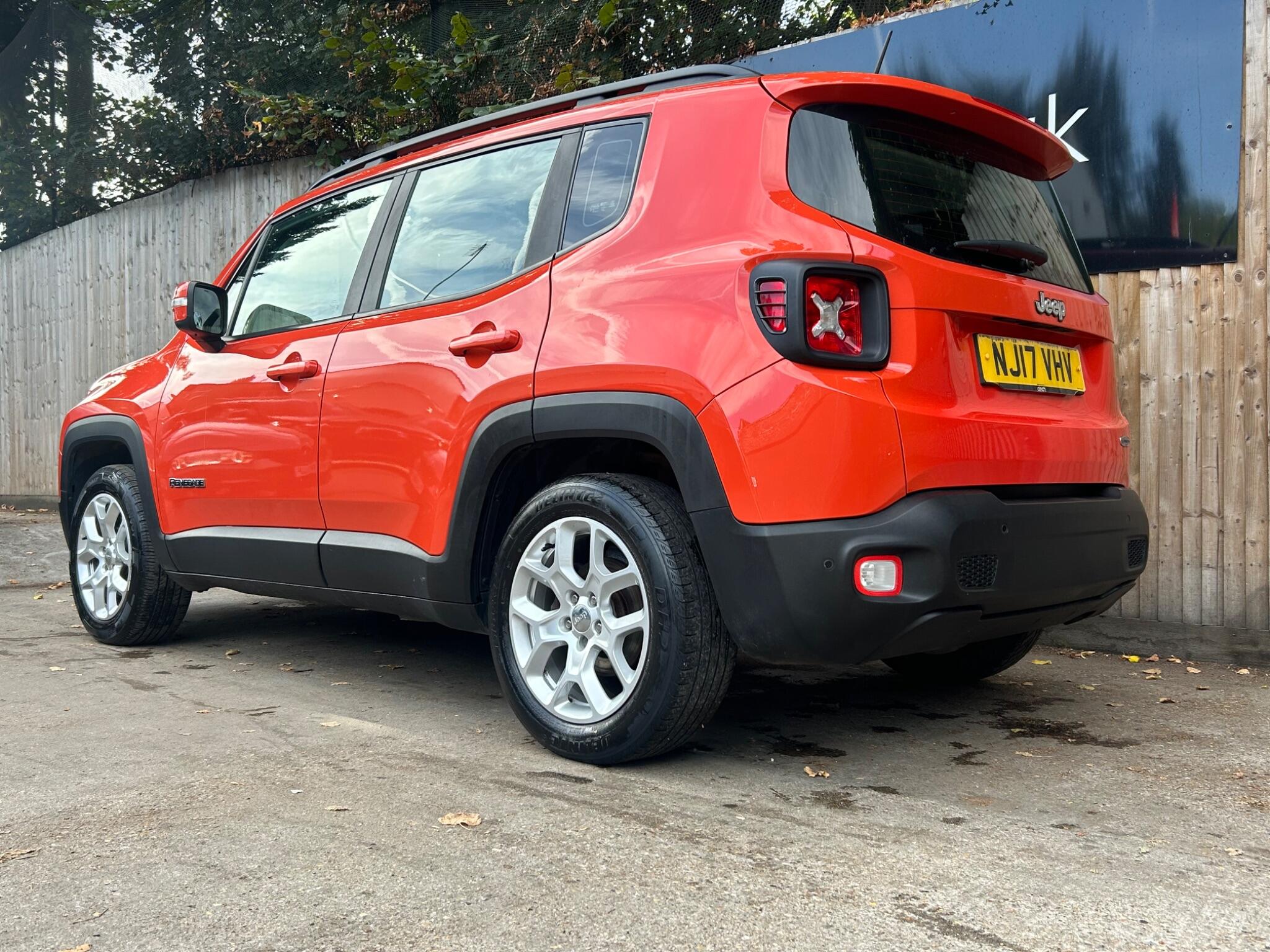 Jeep Renegade view 15