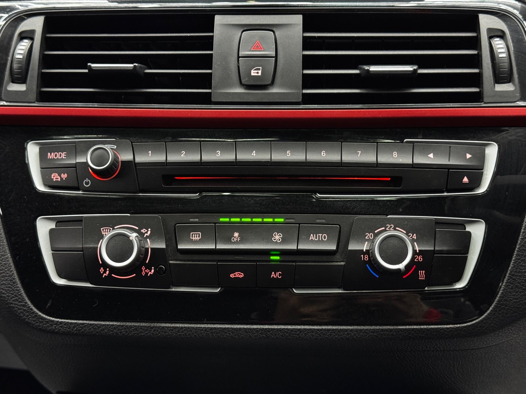 BMW 2 Series view 27