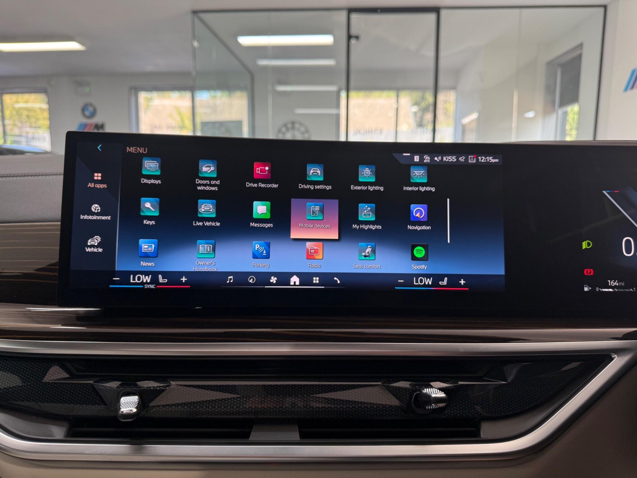 BMW X7 view 34