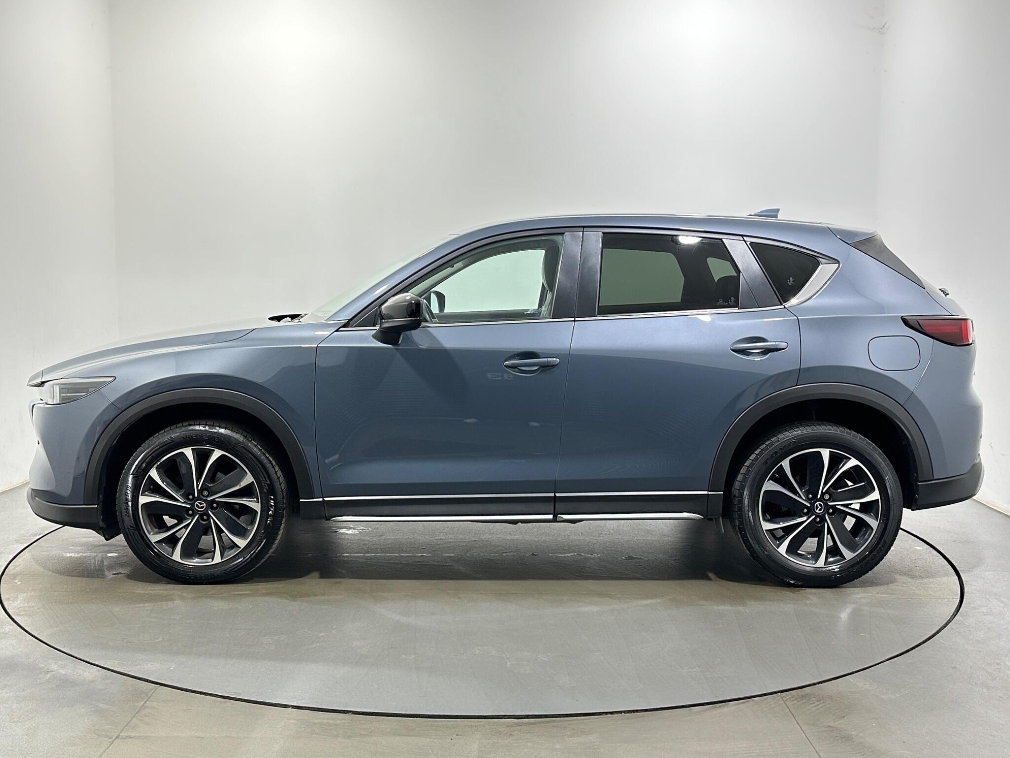 Mazda CX-5 view 5