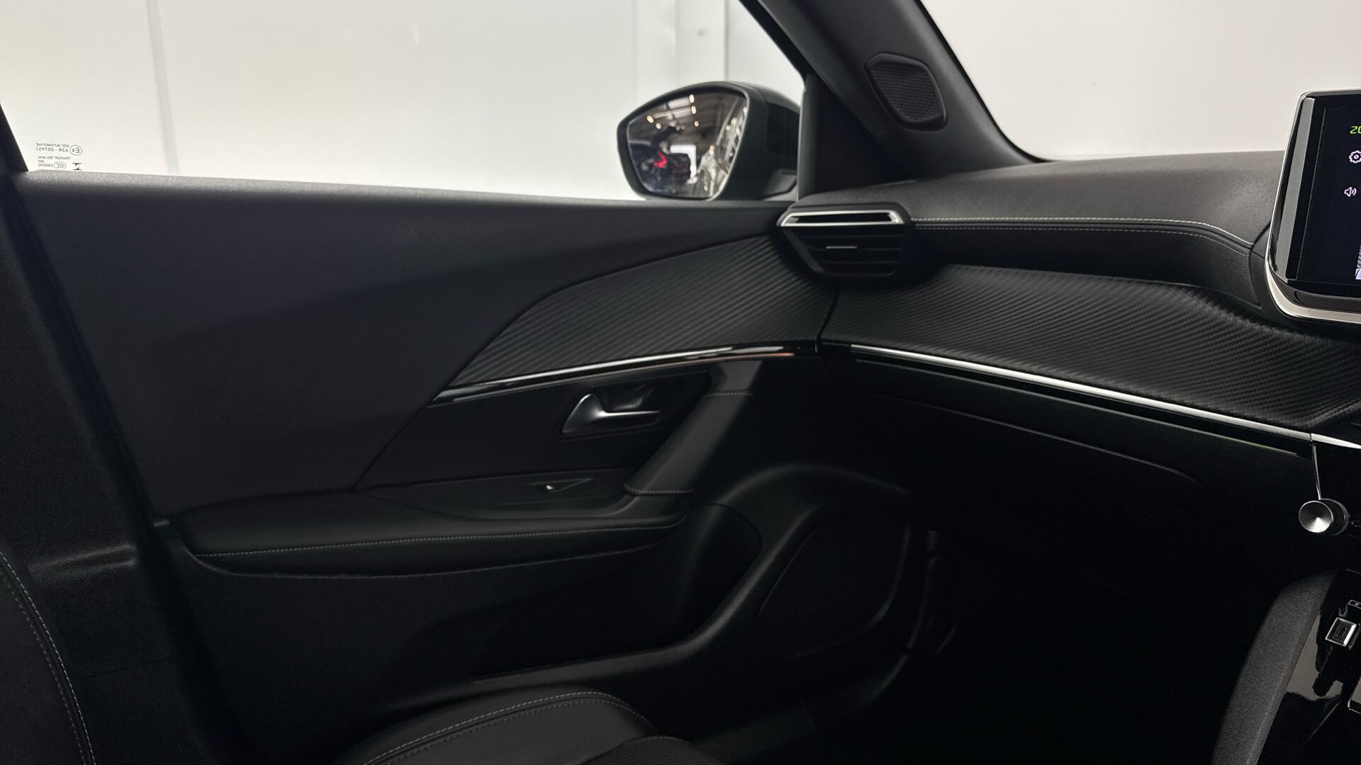 Peugeot 2008 view 34