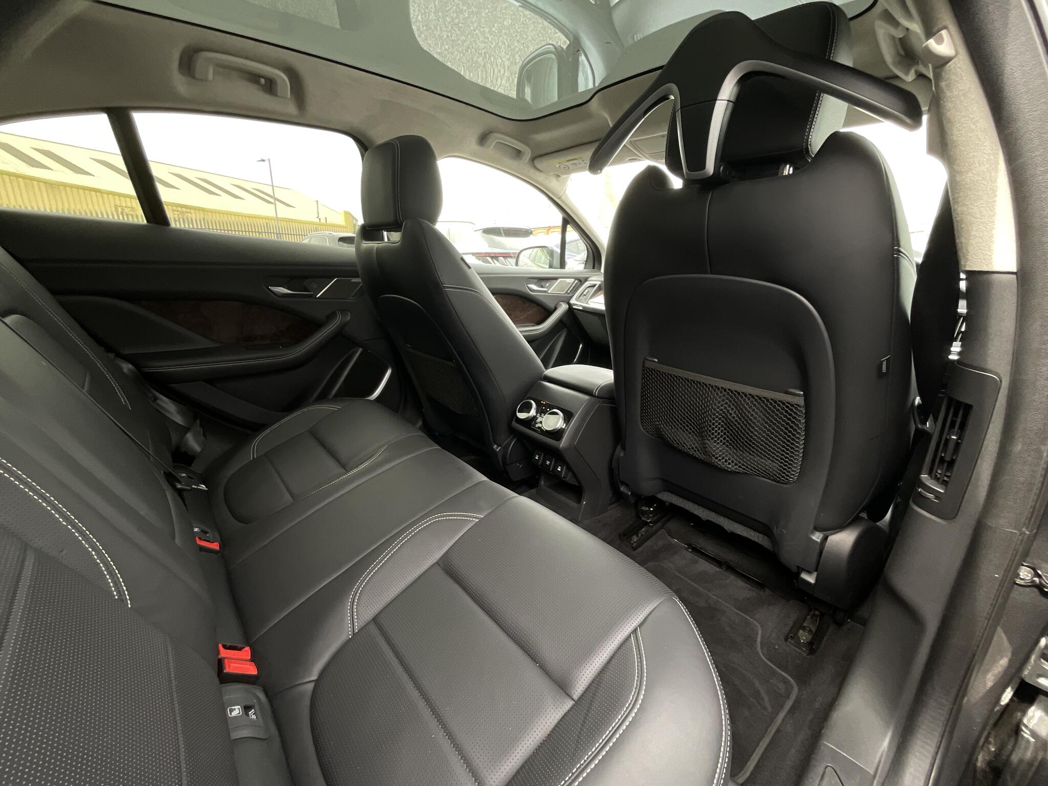 Jaguar I-Pace view 10