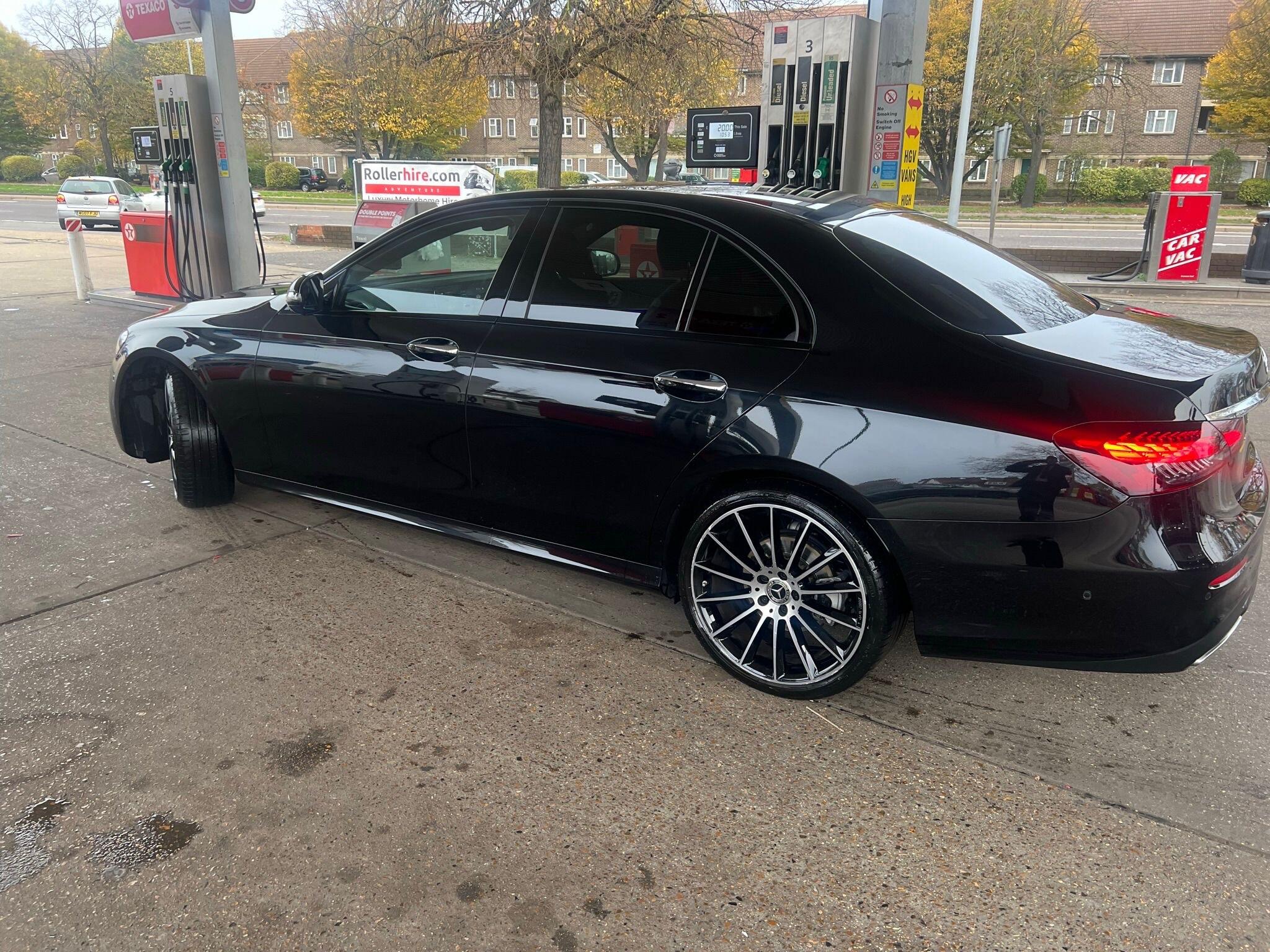 Mercedes-Benz E Class view 3