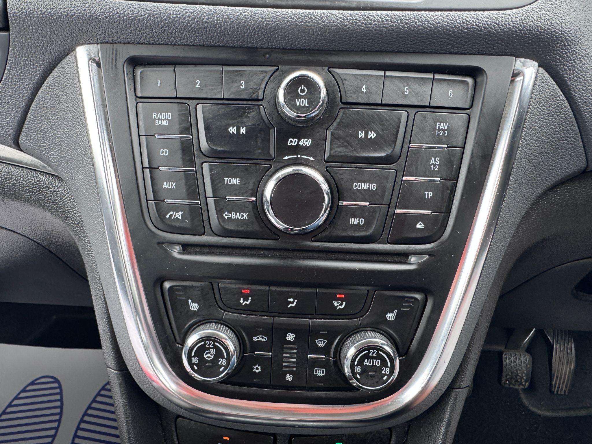 2016 Vauxhall Mokka image 25