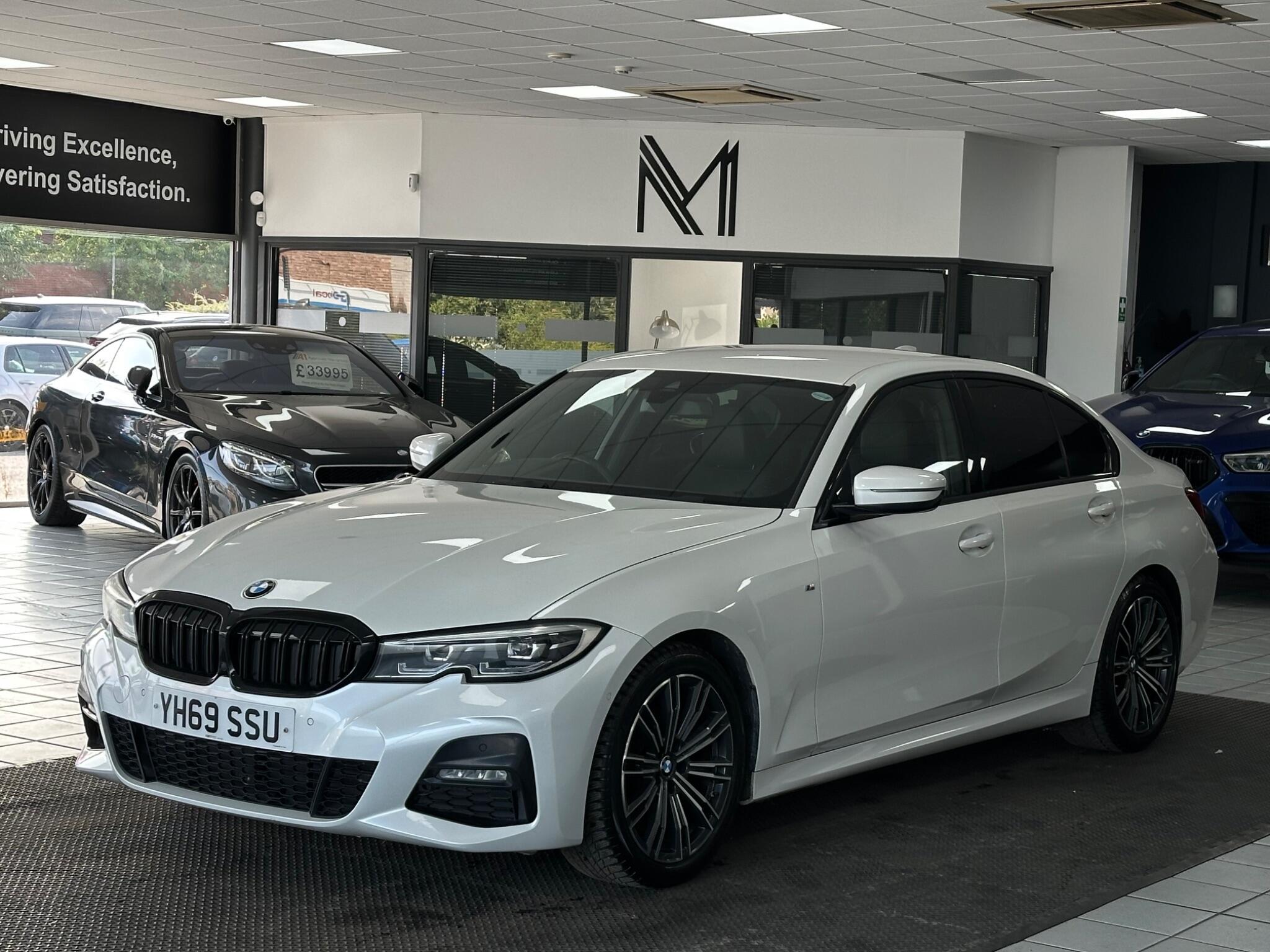 BMW 3 Series view 6