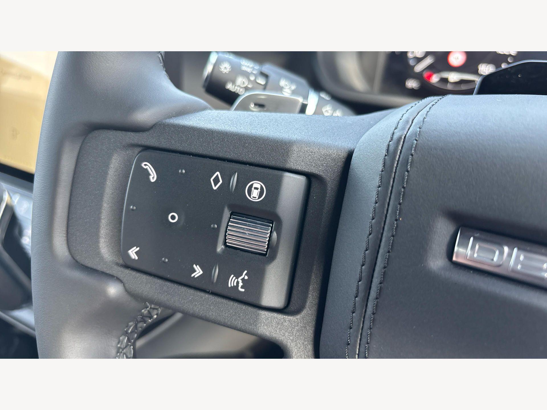 Land Rover Defender view 28