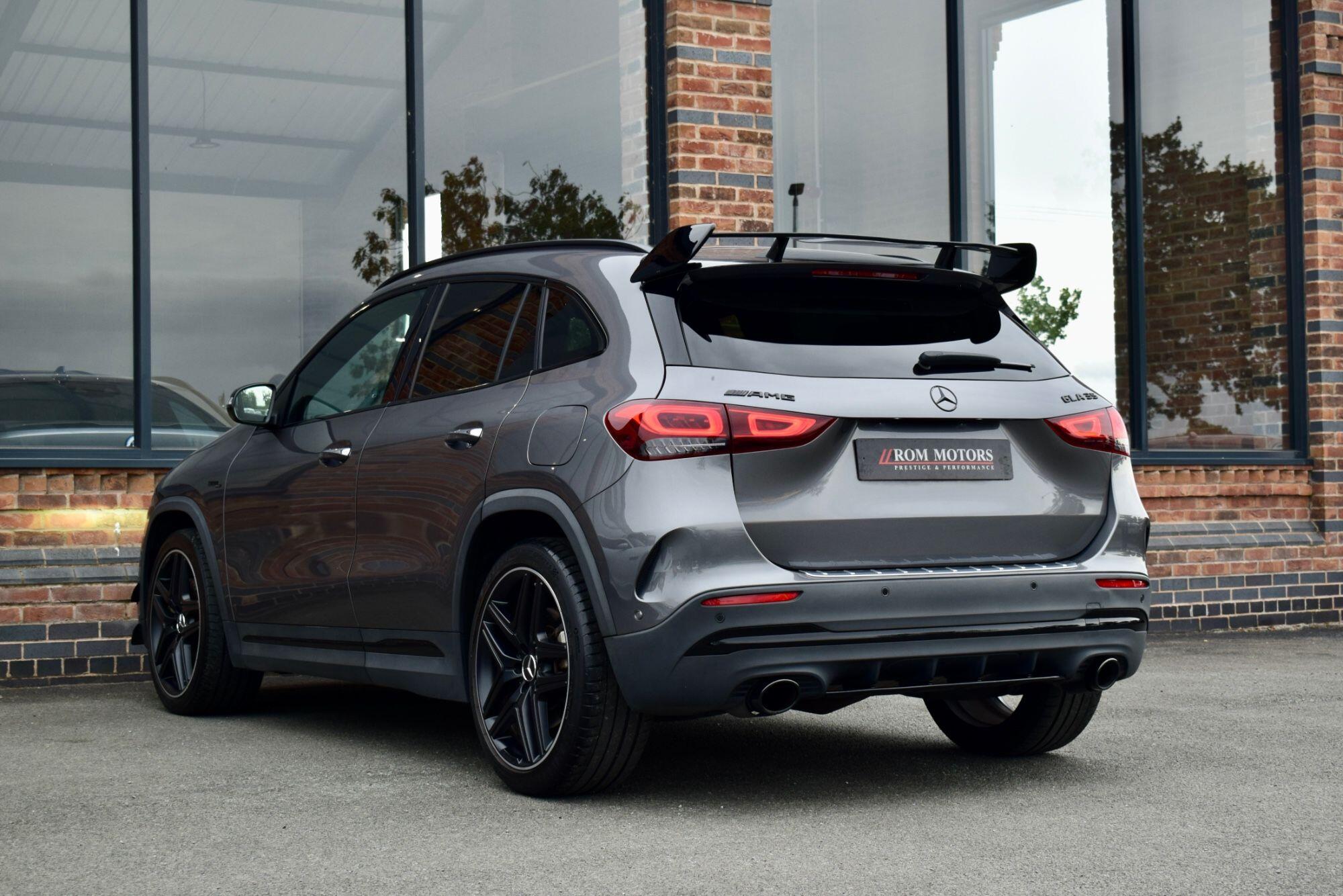 Mercedes-Benz GLA view 43