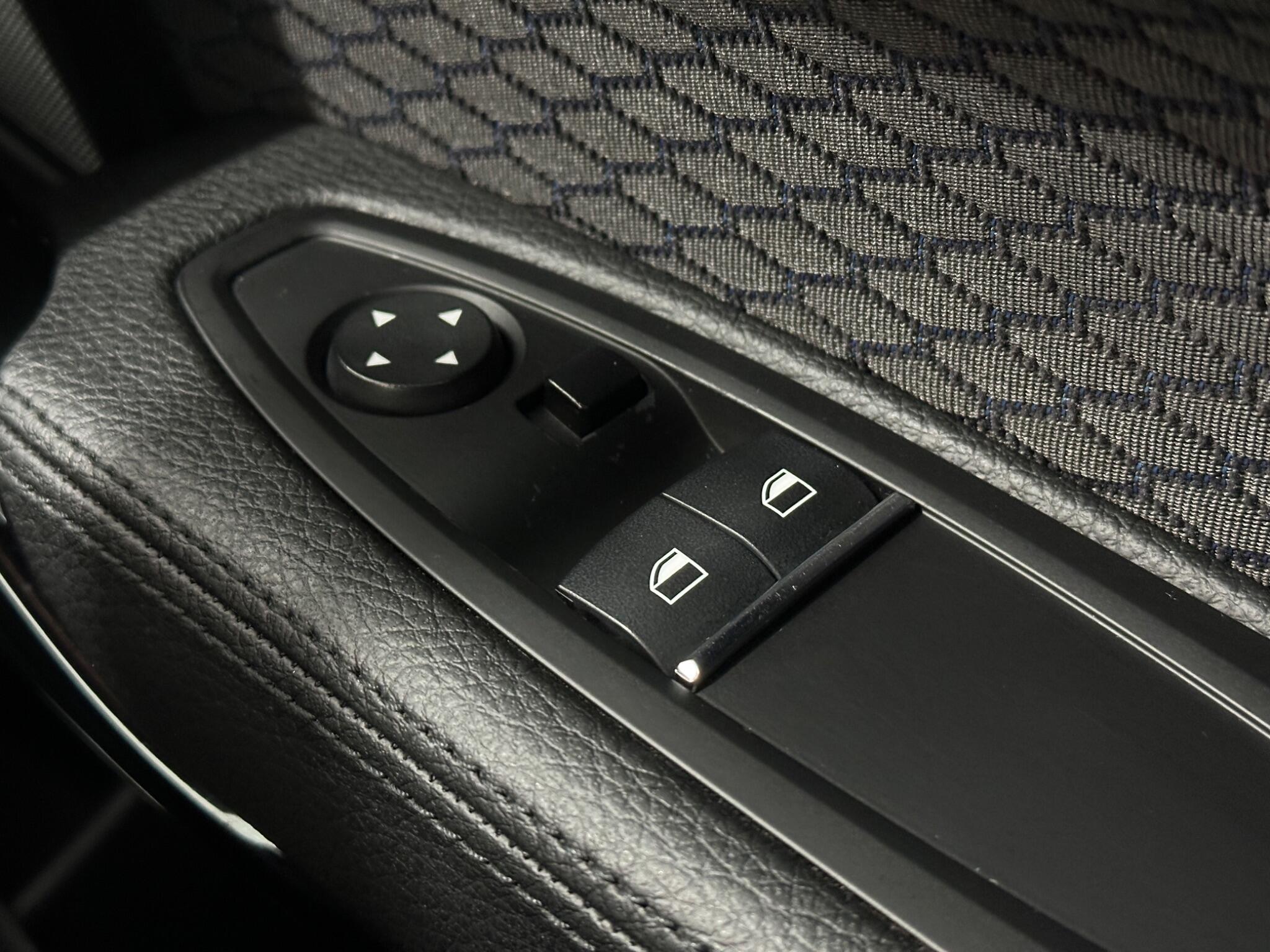 BMW 2 Series view 19