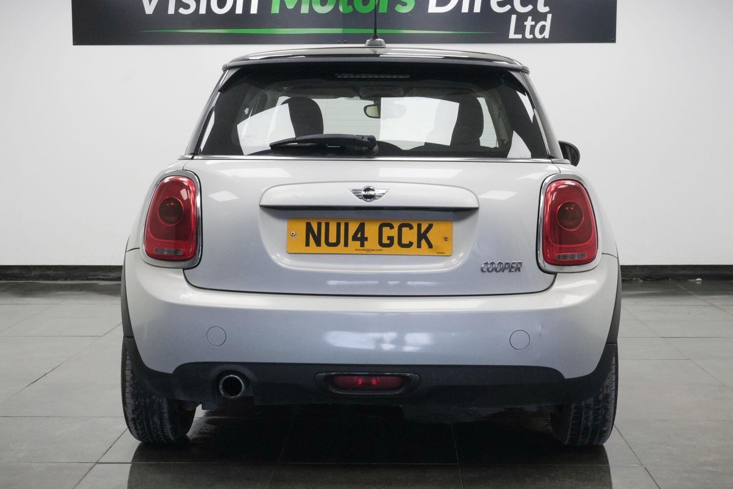 Mini Cooper view 3