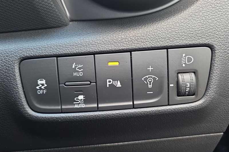 Hyundai Kona view 31