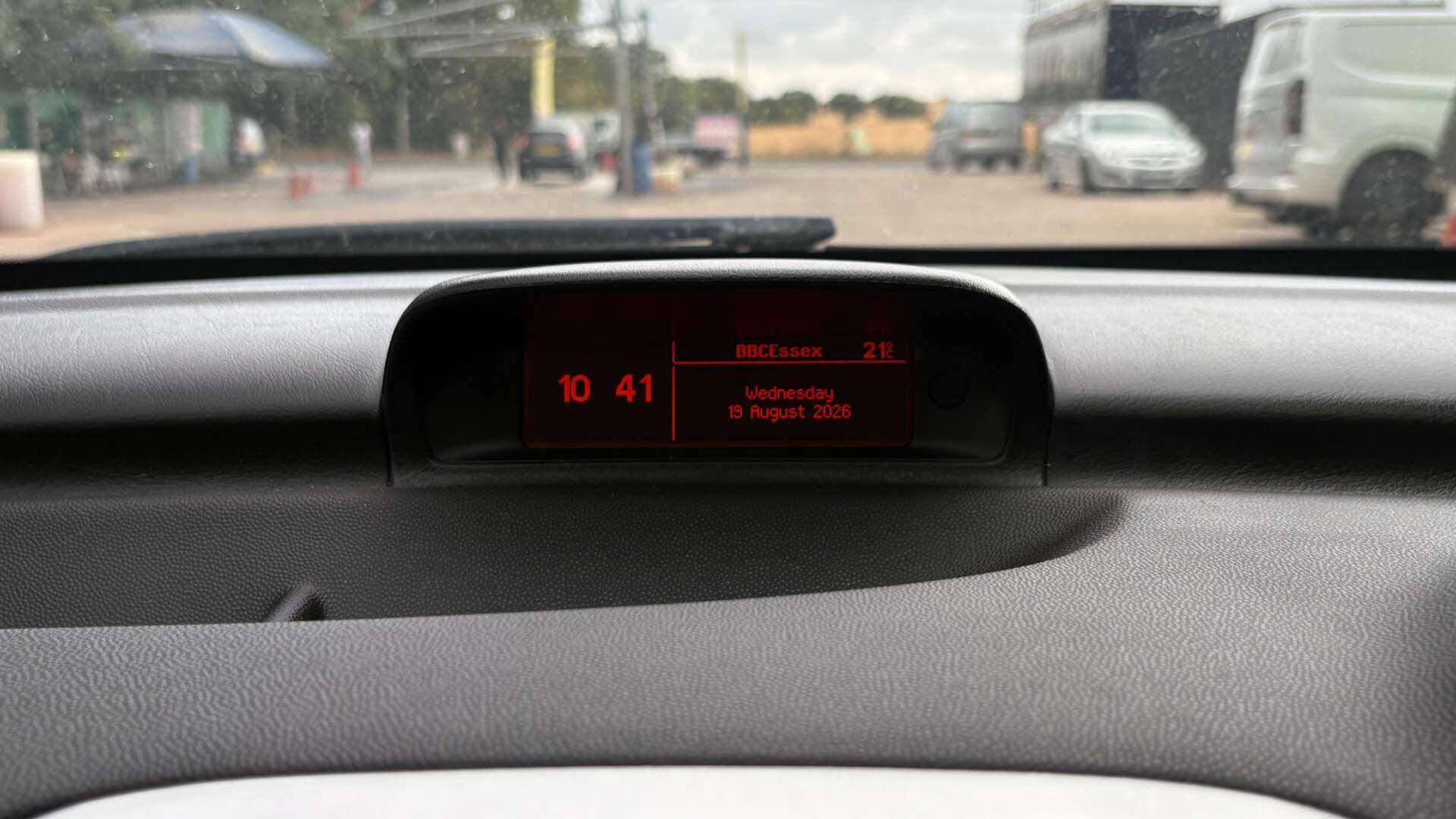 Peugeot 307 view 23