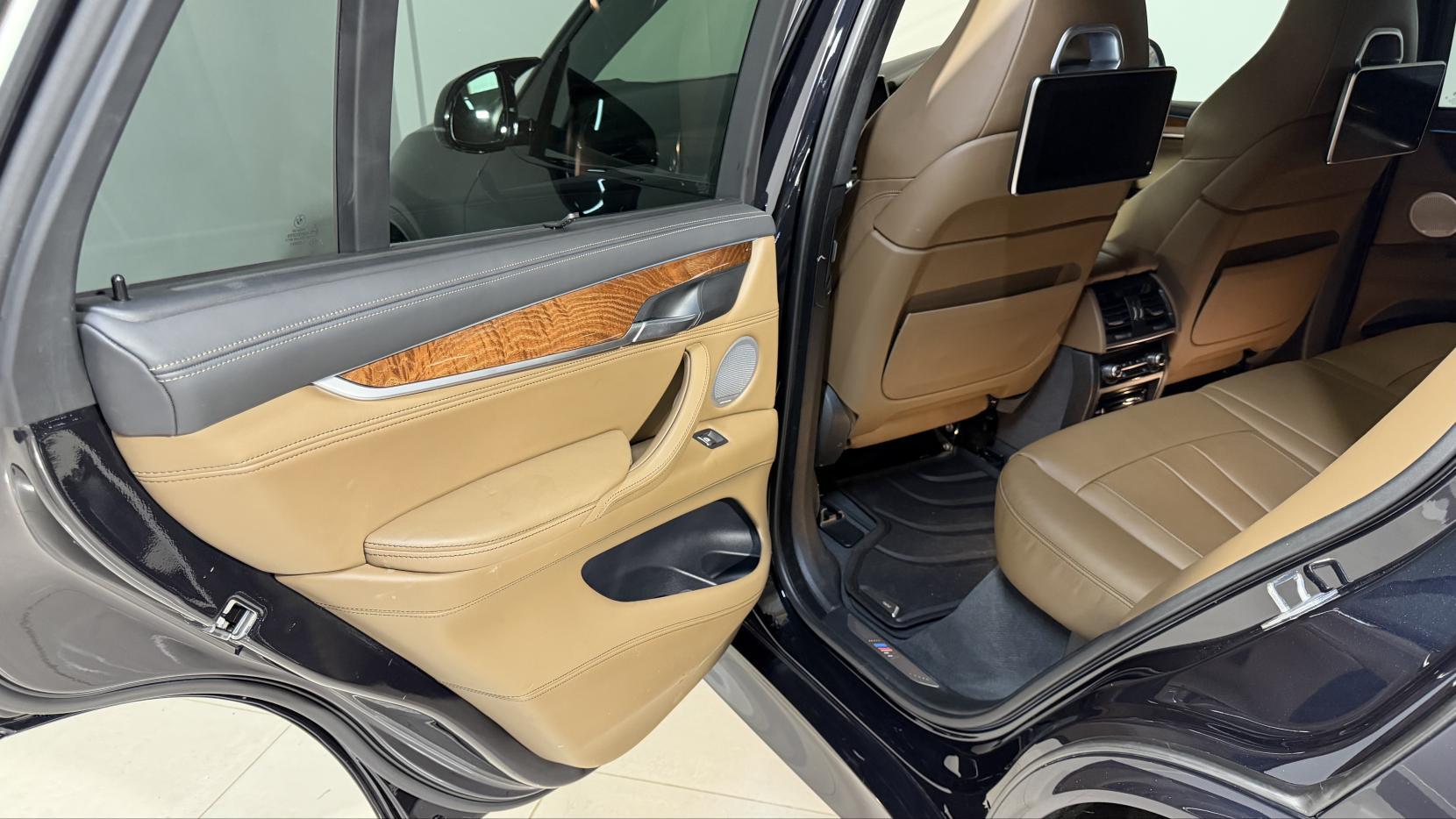 BMW X5 X5 view 25