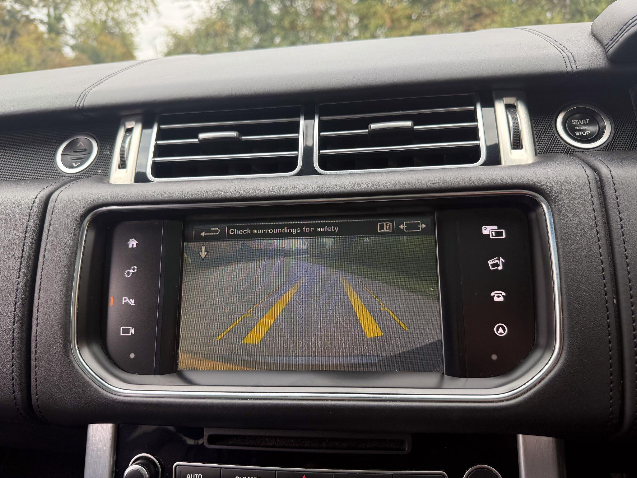 Land Rover Range Rover view 19