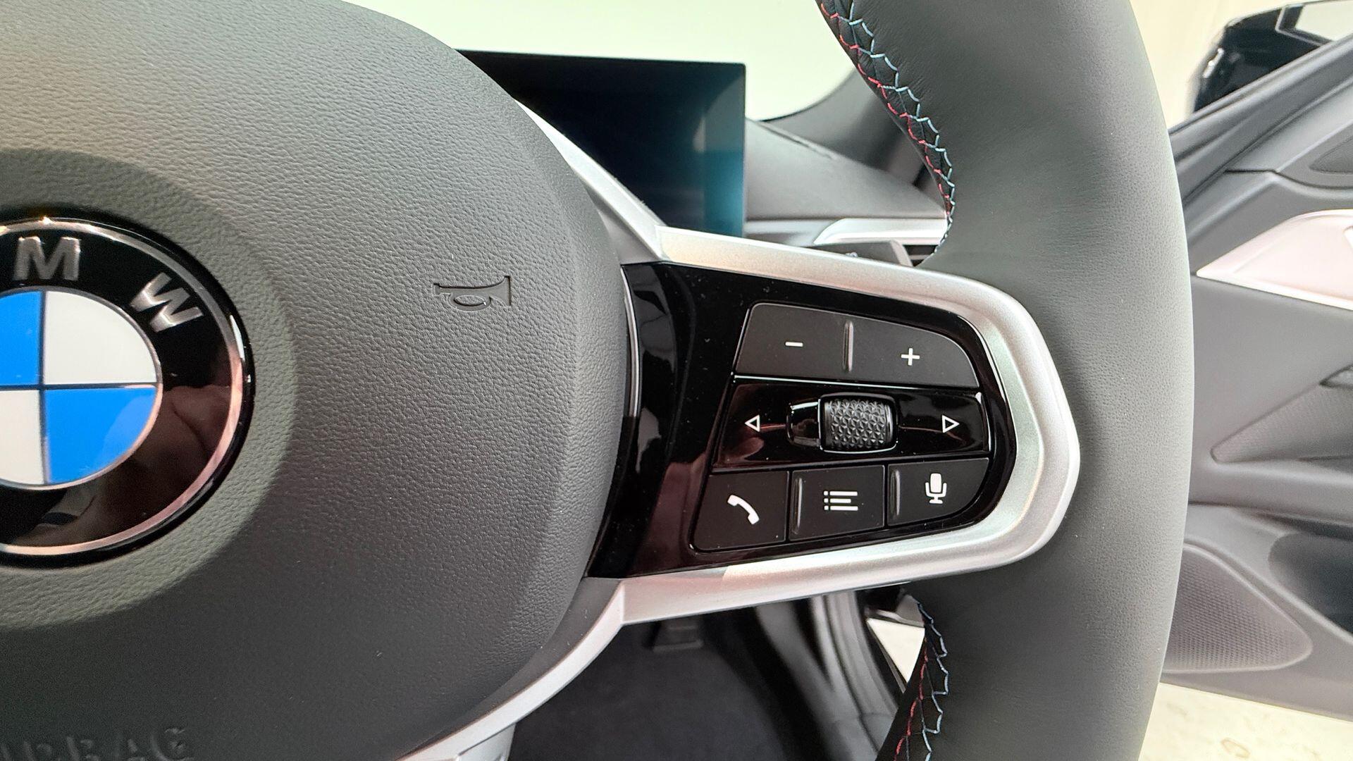 BMW I4 view 18